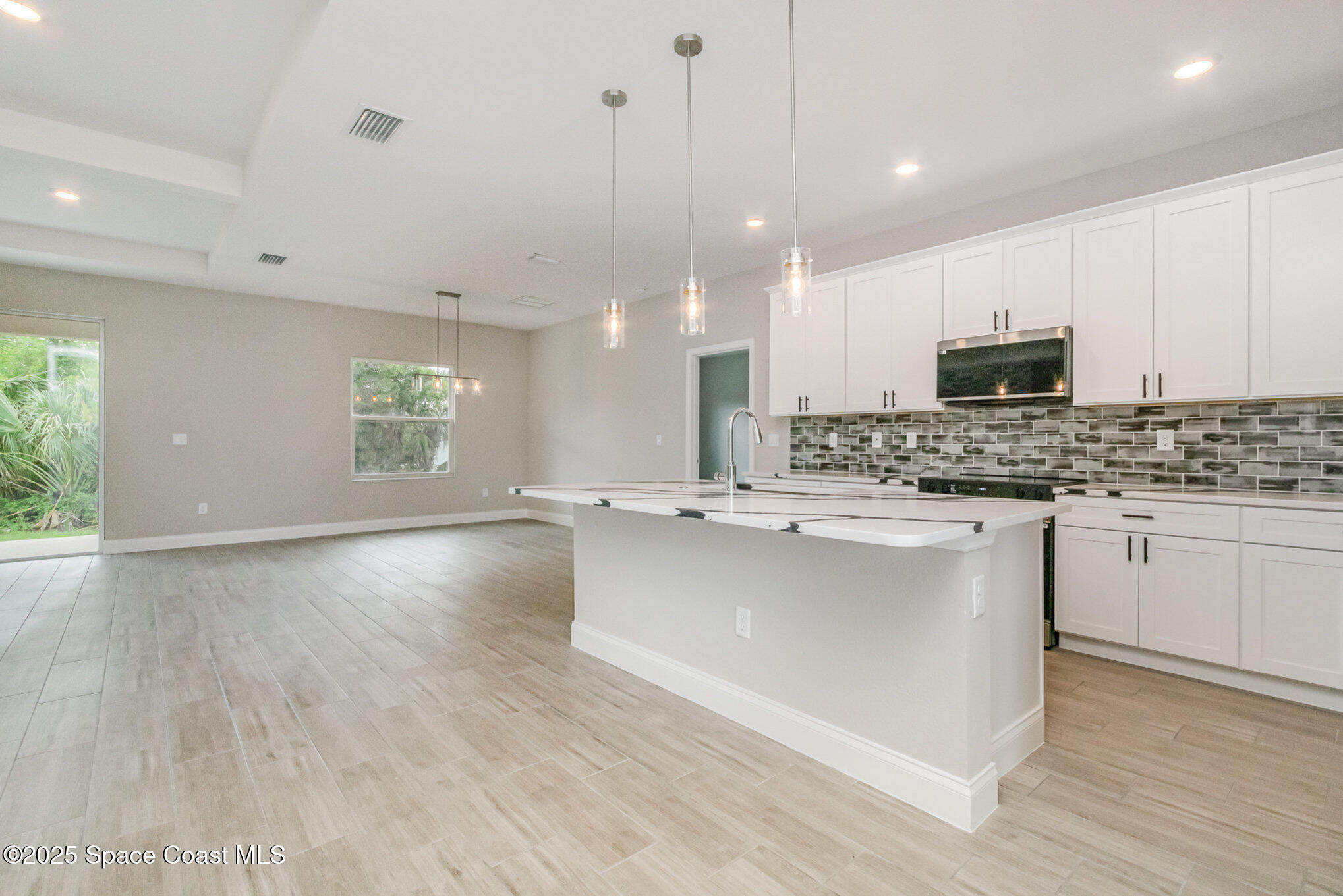 14362 San Domingo Boulevard