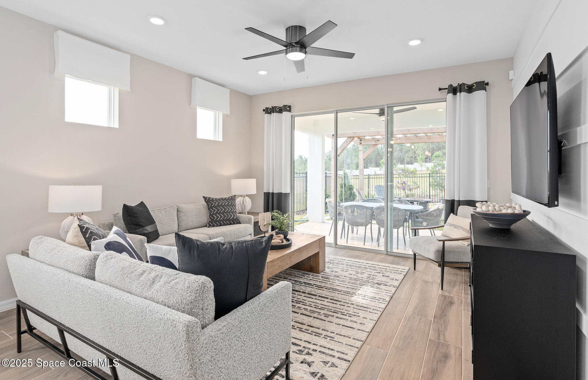 3424 Bubbles Court