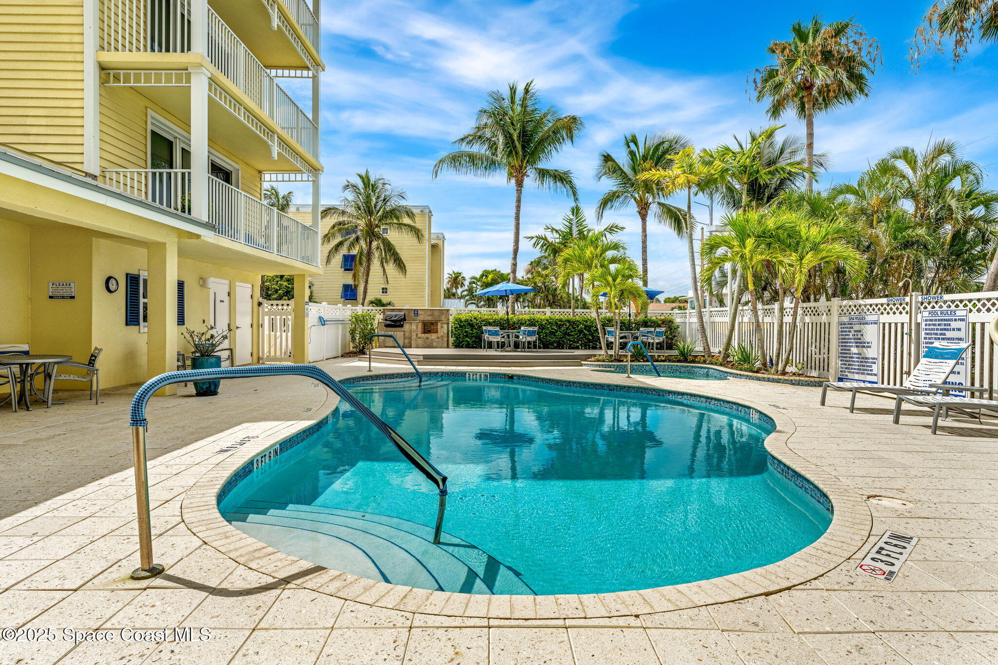 505 S Miramar Avenue, 2403