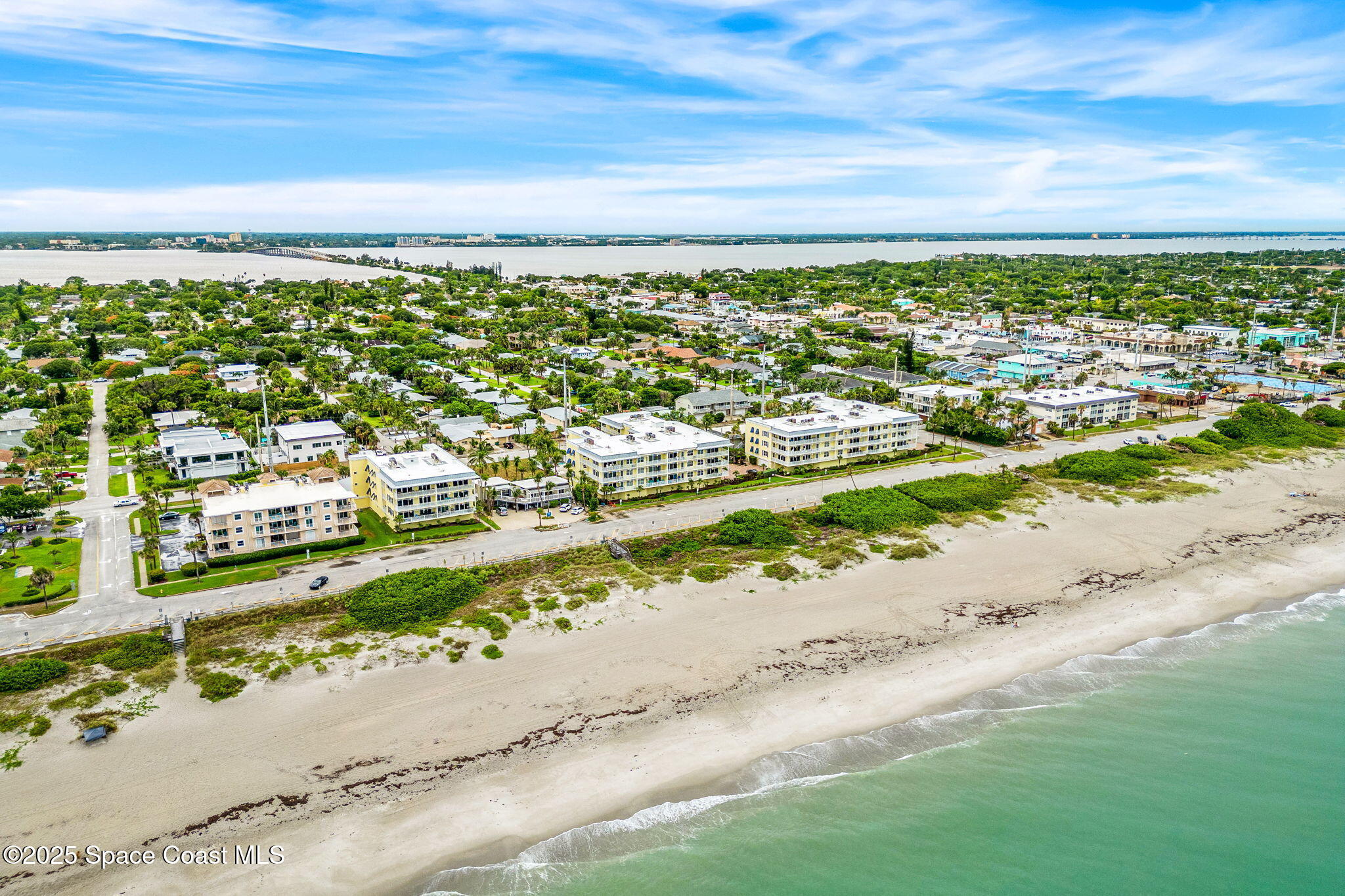 505 S Miramar Avenue, 2403