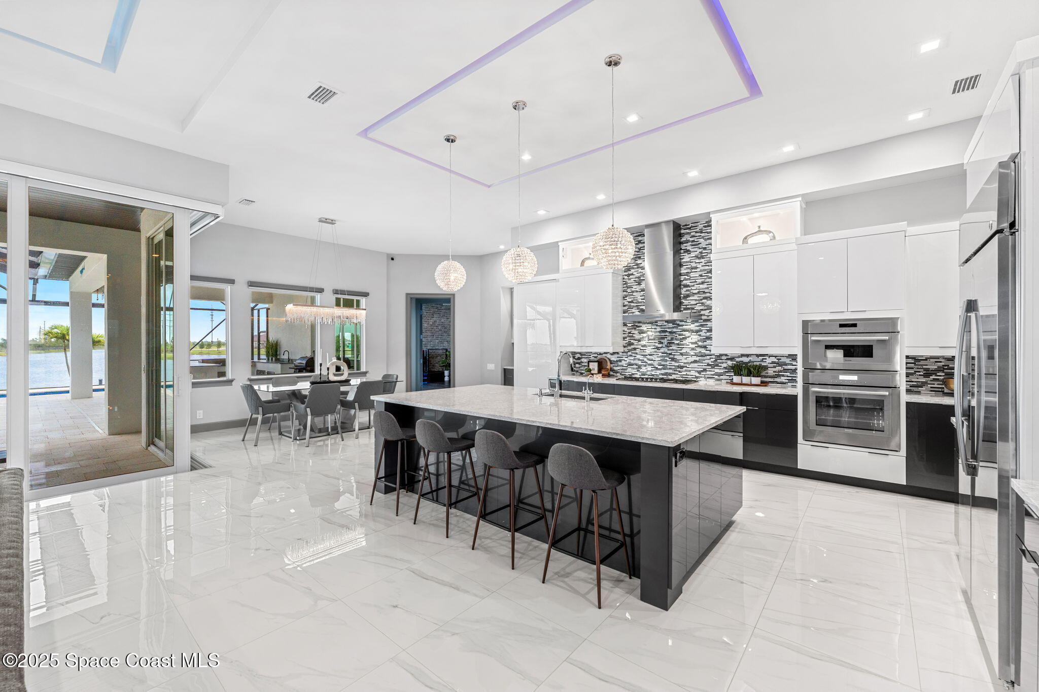 3768 Lake Adelaide Place