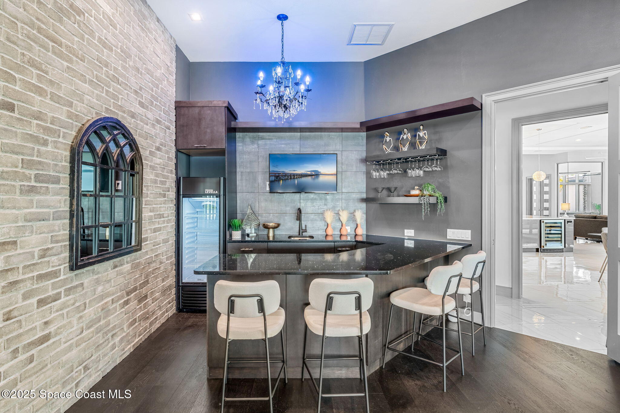 3768 Lake Adelaide Place