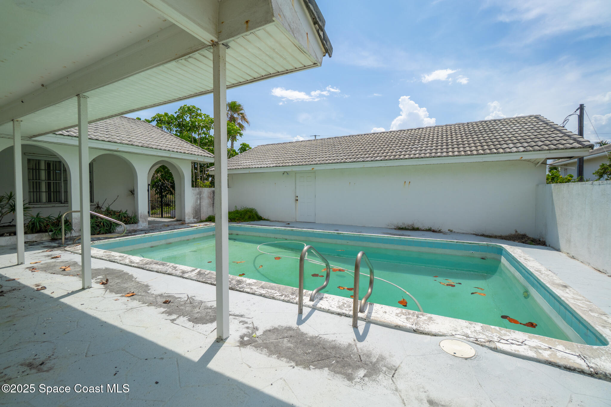 3745 Highway A1a