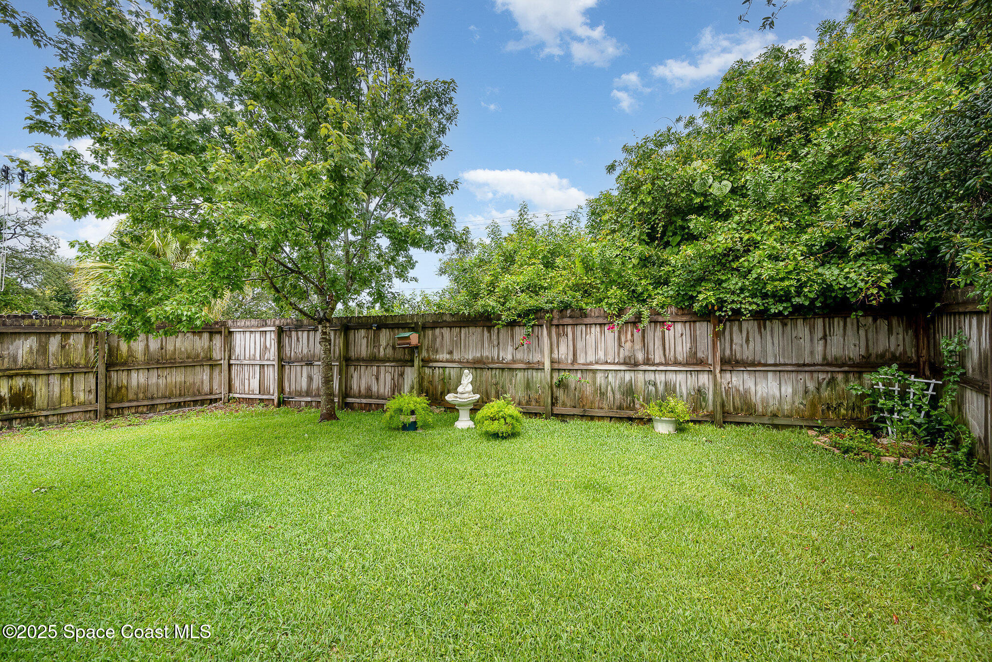 3033 Dunhill Drive