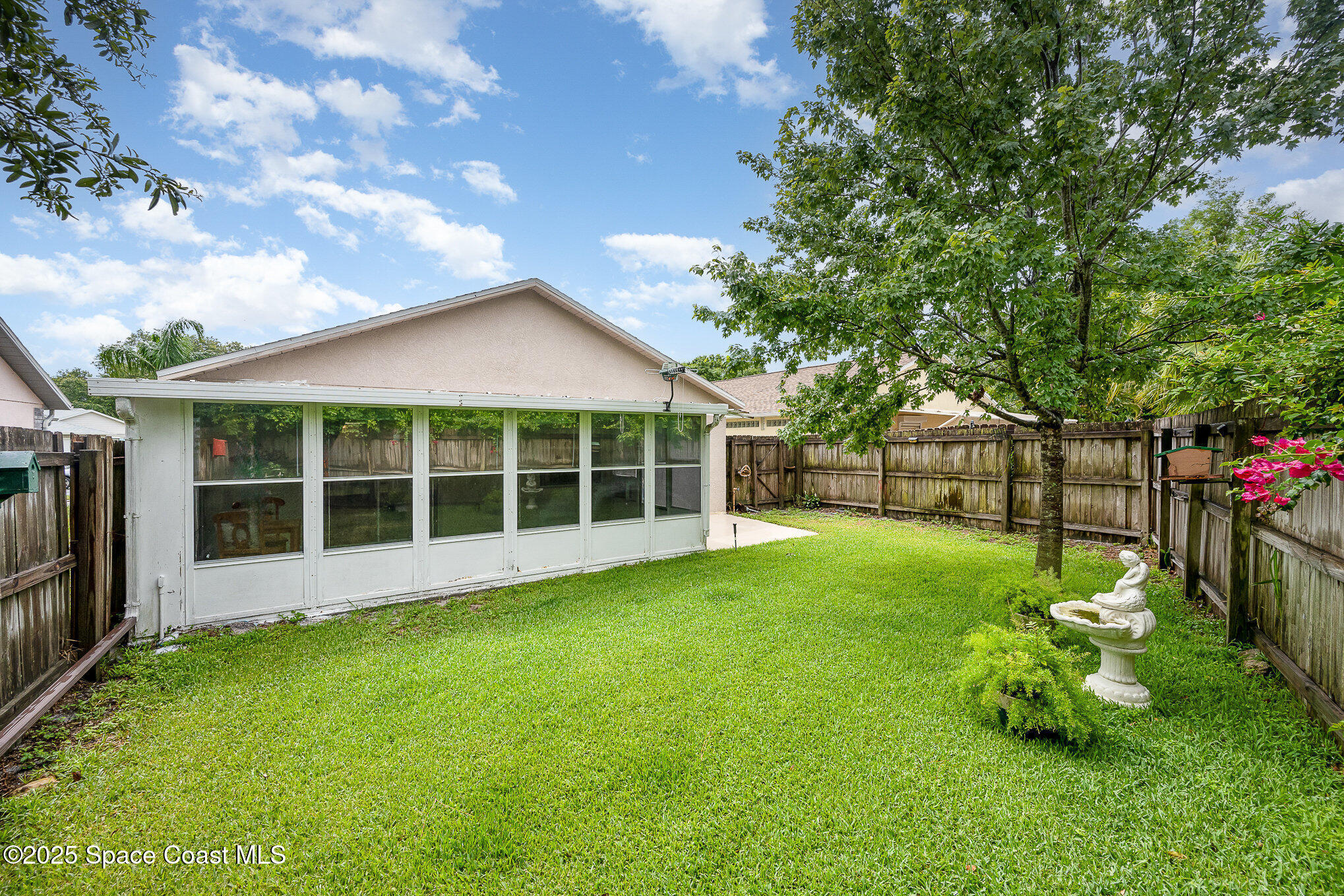 3033 Dunhill Drive