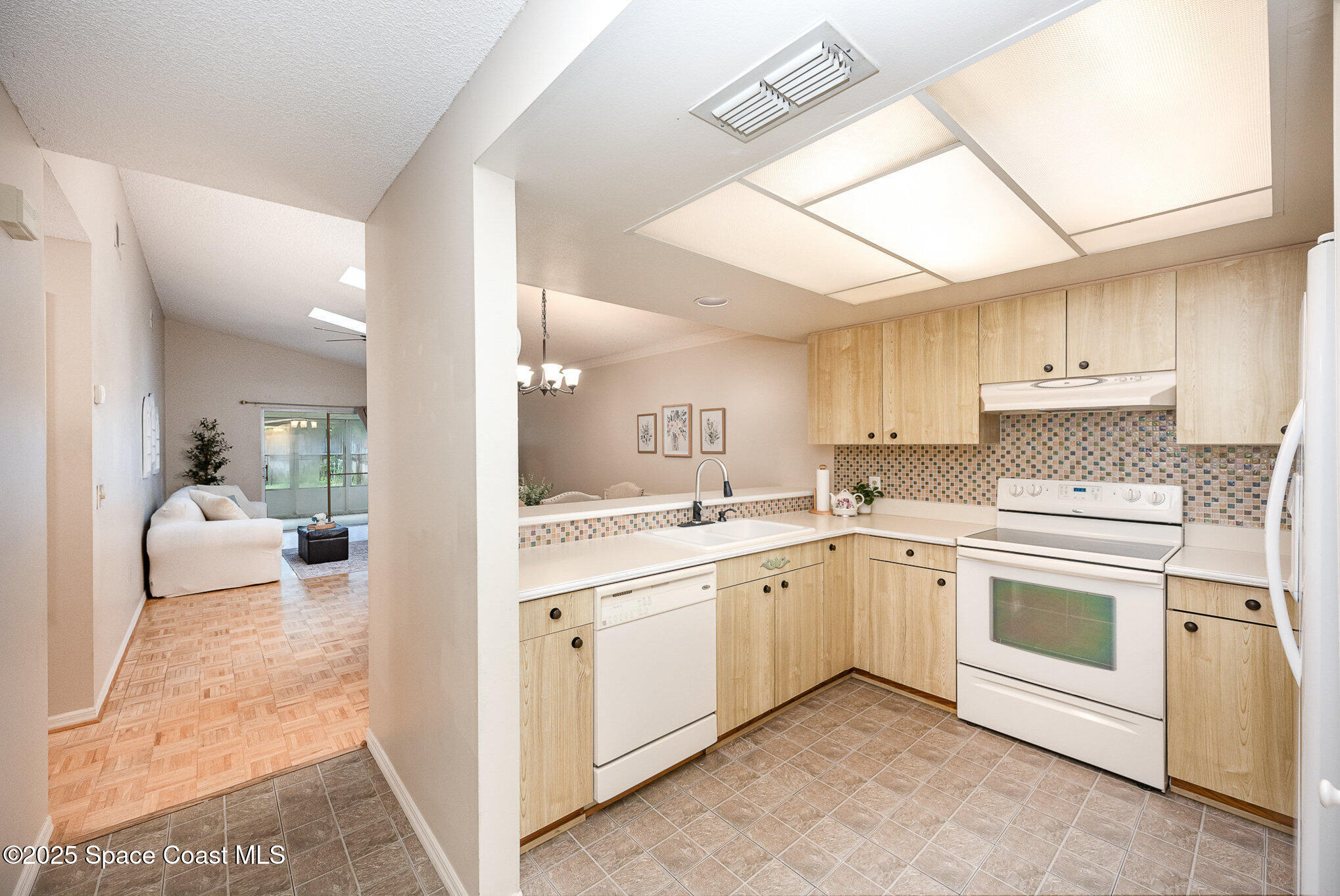 3033 Dunhill Drive