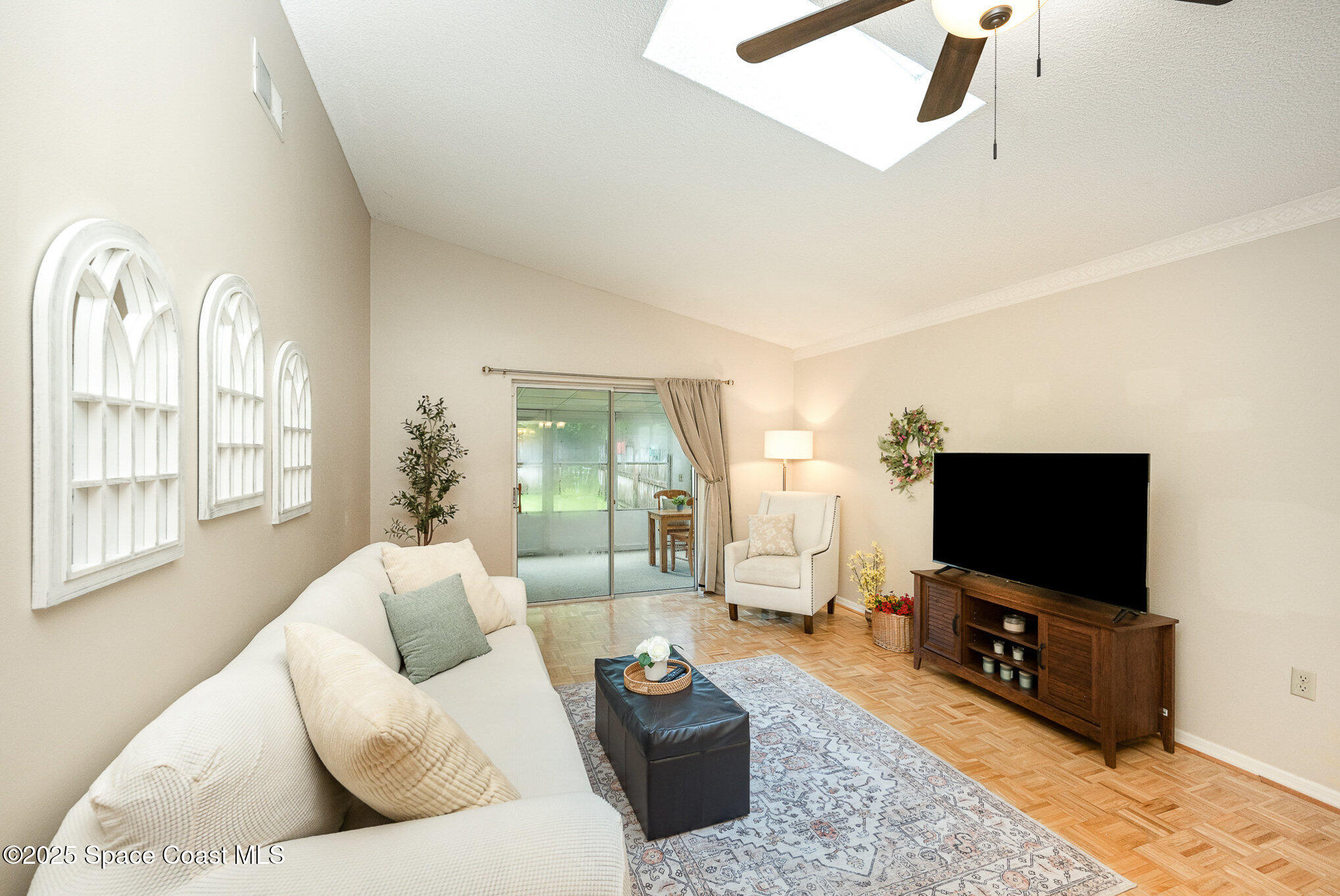 3033 Dunhill Drive