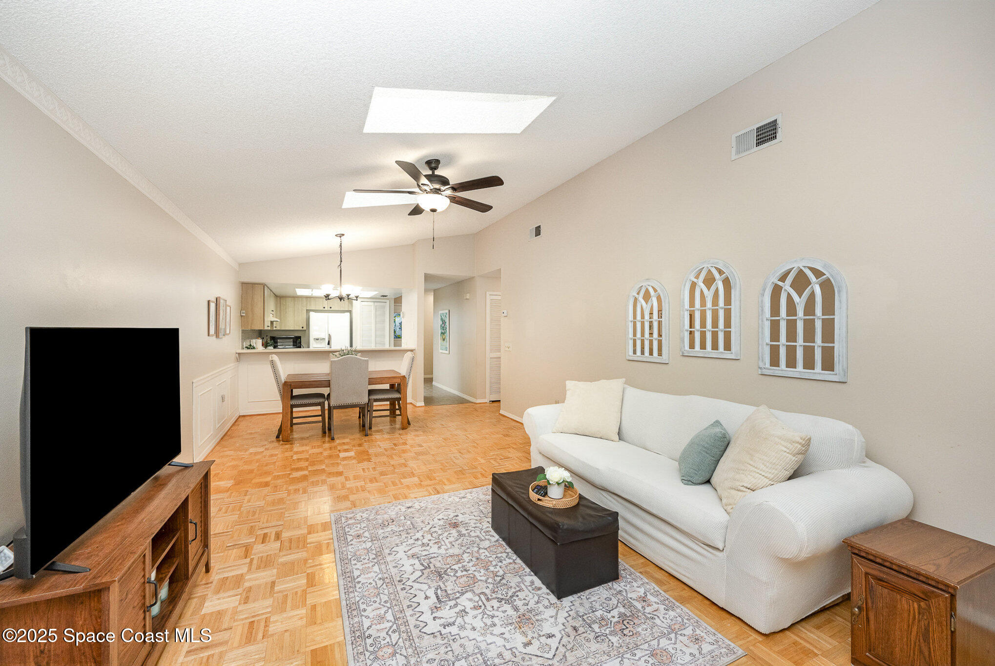 3033 Dunhill Drive