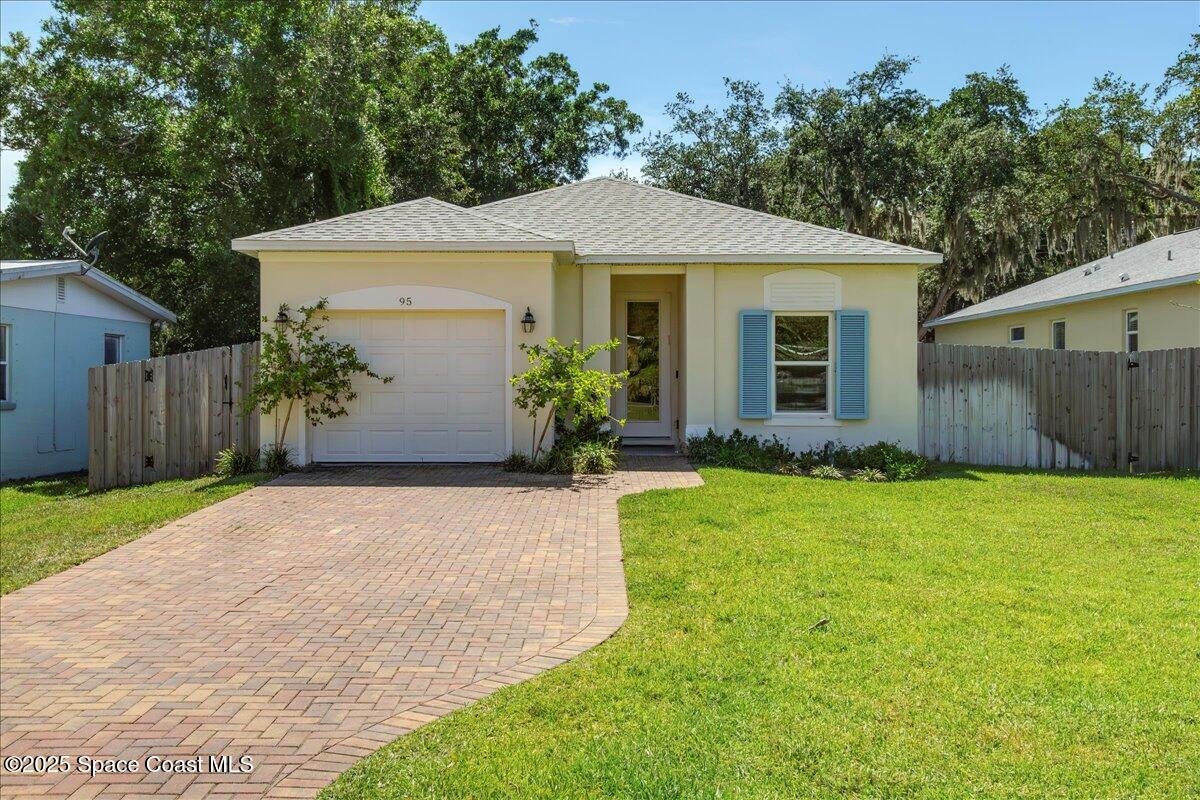 95 E Court
