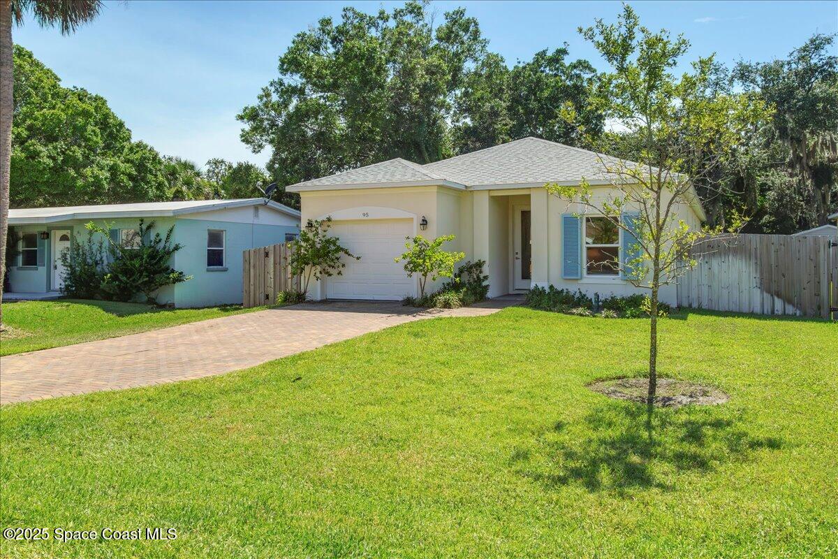95 E Court