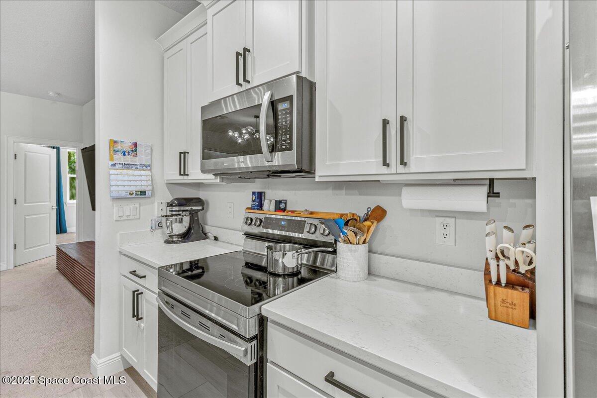 95 E Court