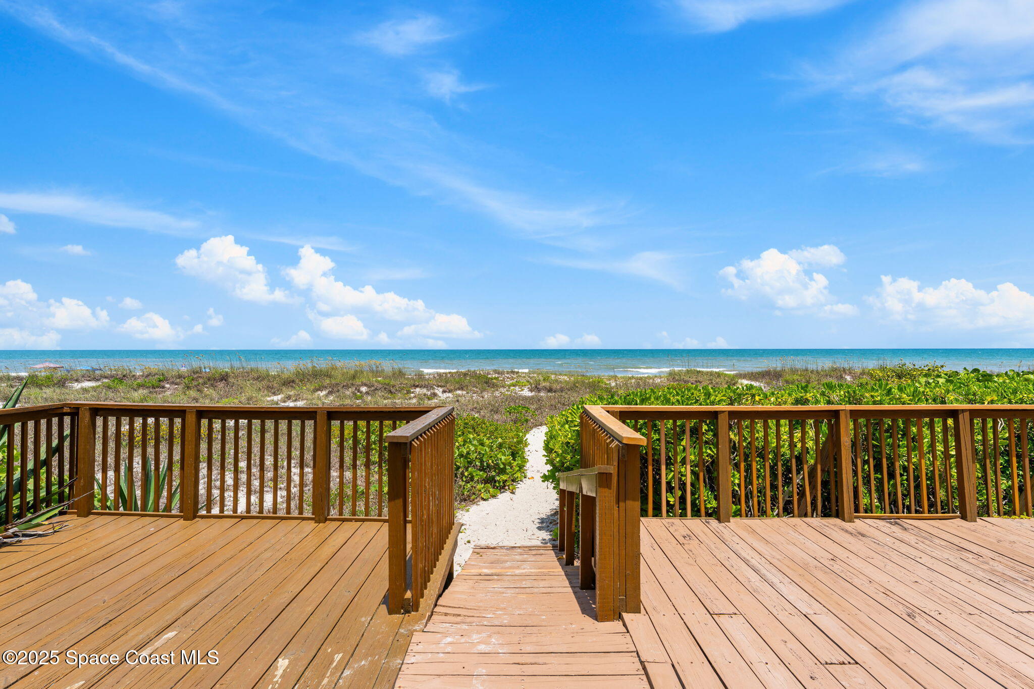 2375 S Atlantic Avenue, 601