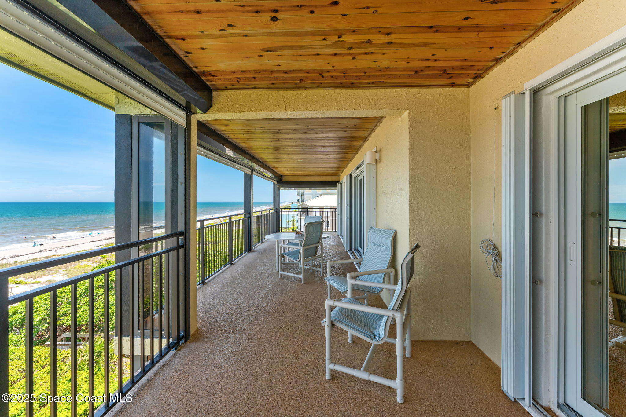 2375 S Atlantic Avenue, 601