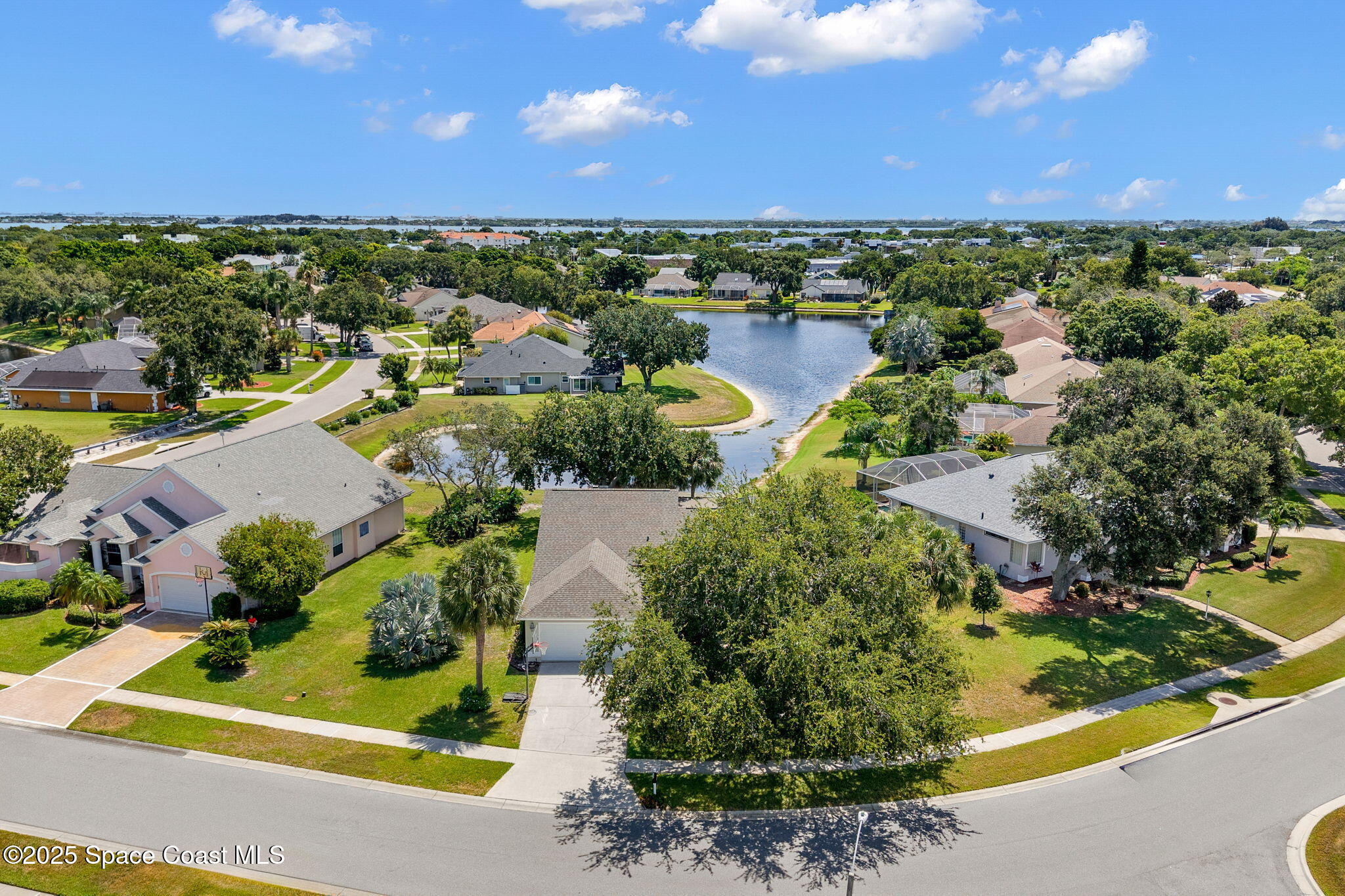 585 Lake Victoria Circle