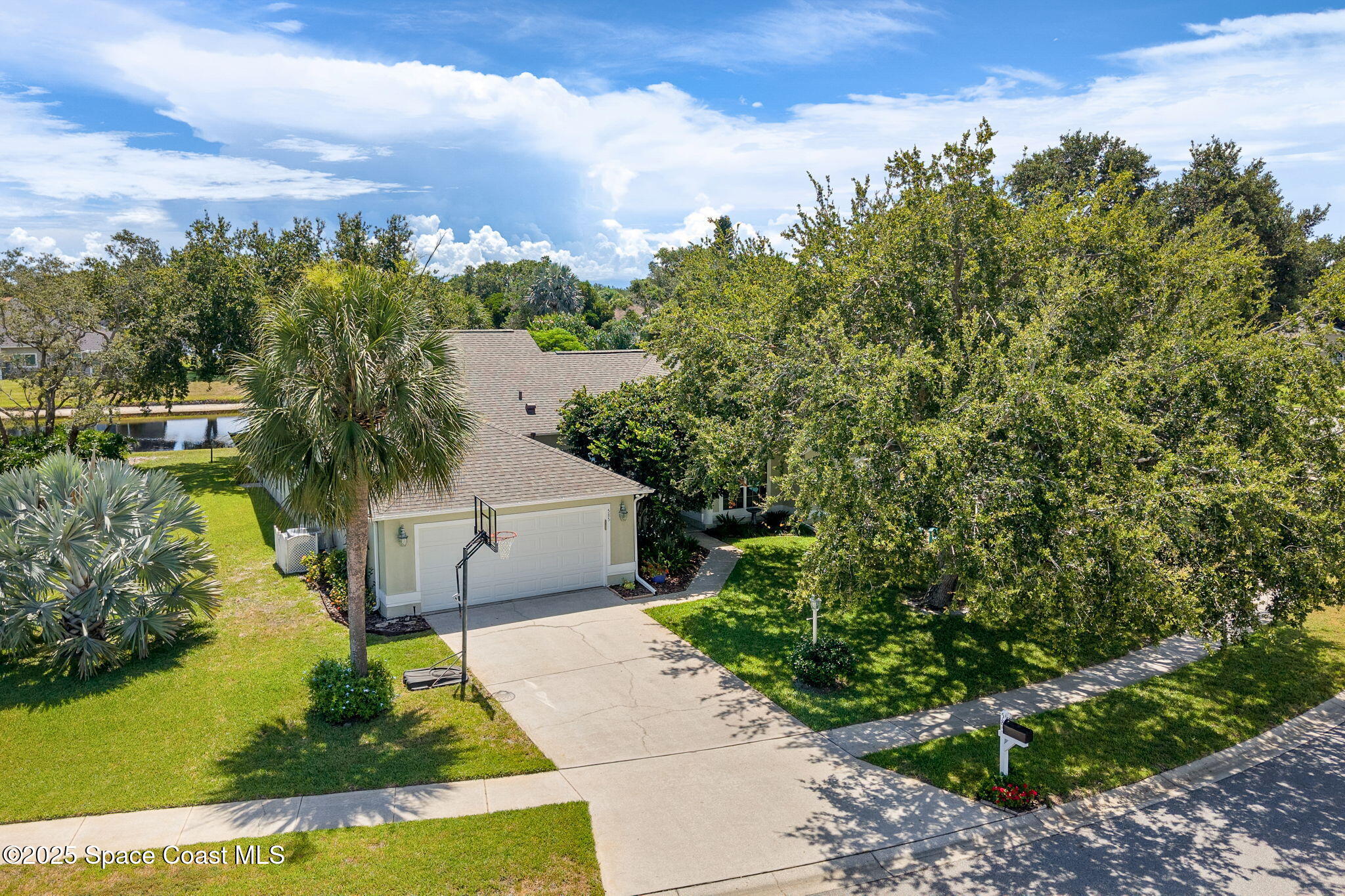 585 Lake Victoria Circle