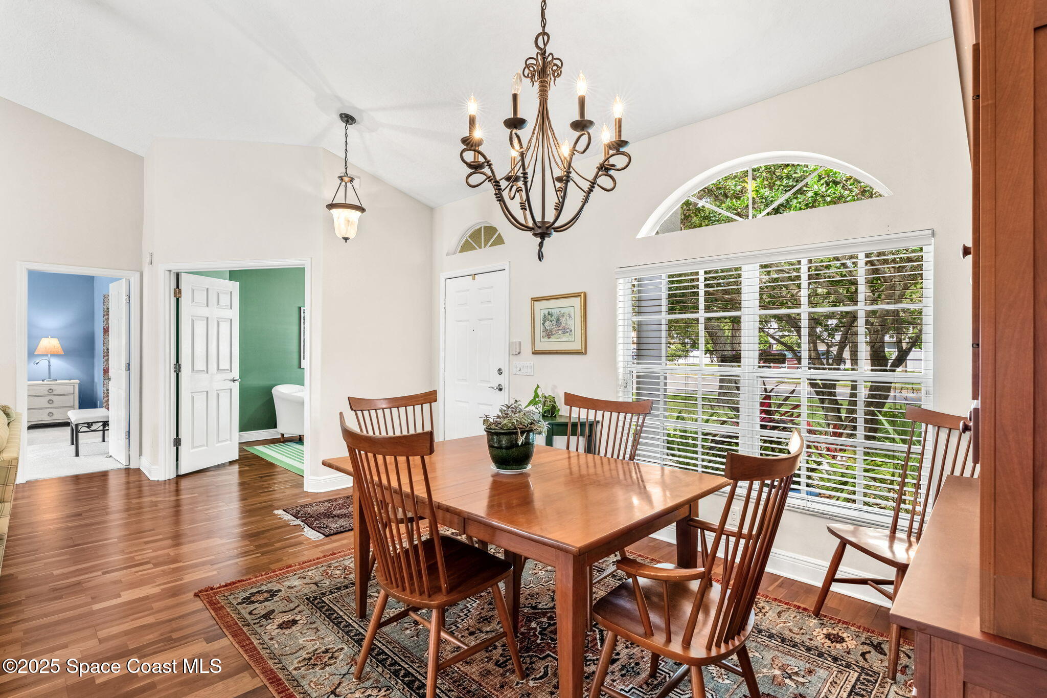 585 Lake Victoria Circle