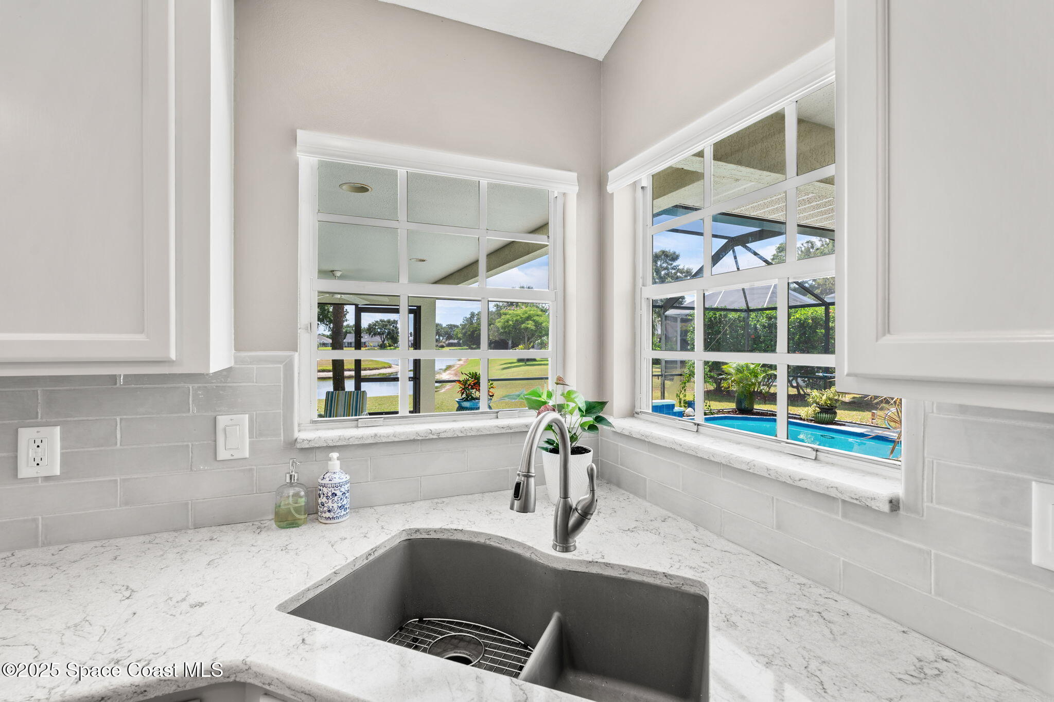 585 Lake Victoria Circle