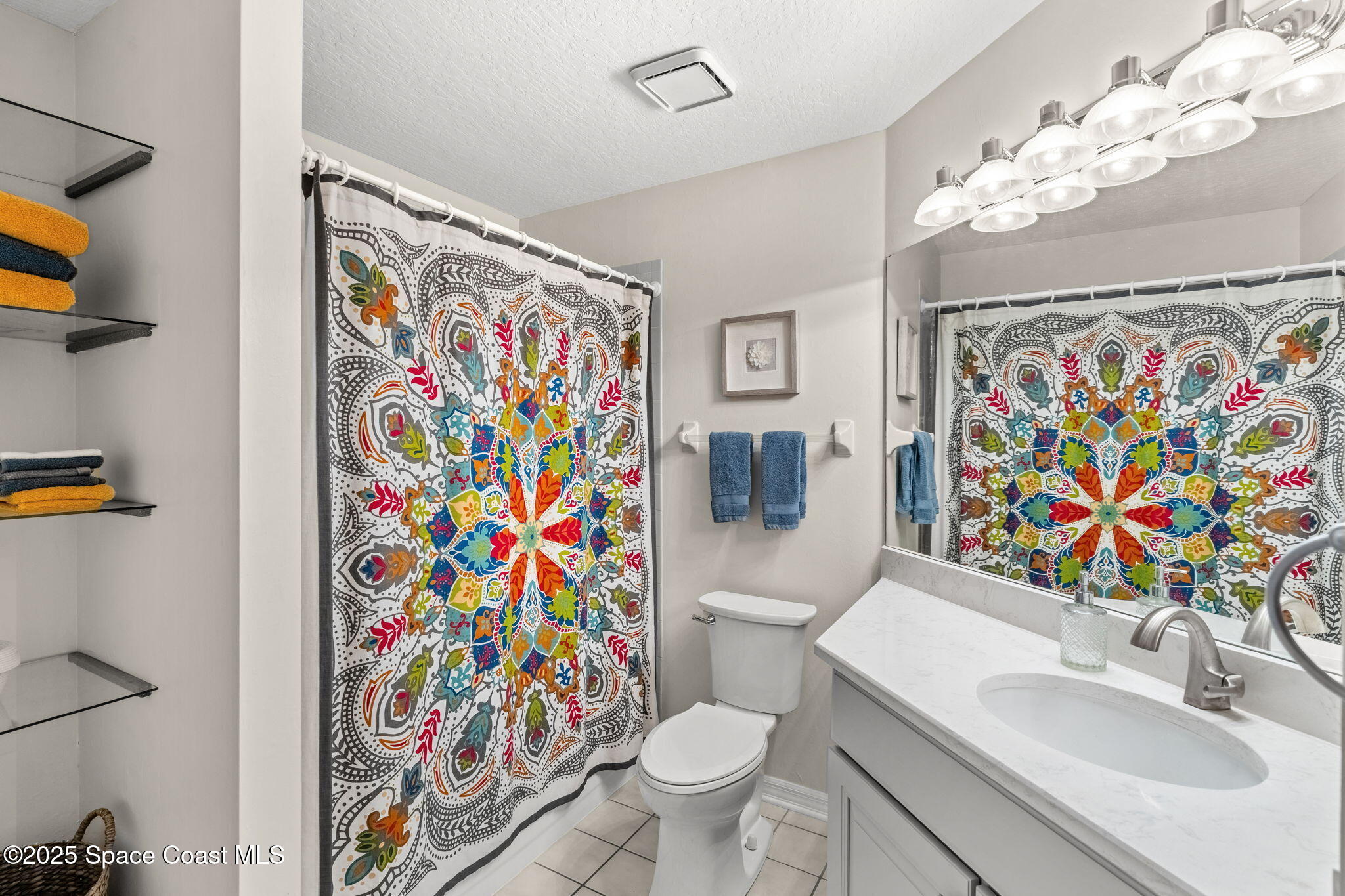 585 Lake Victoria Circle