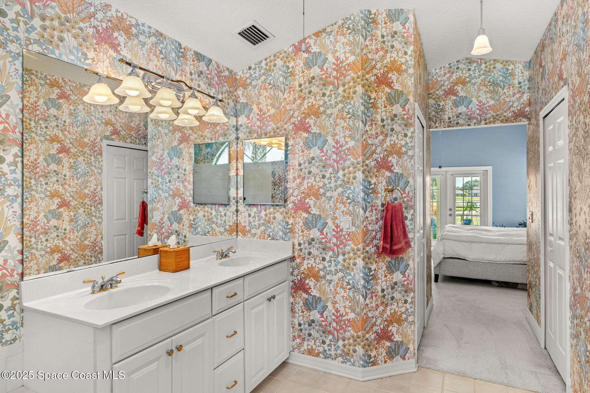 585 Lake Victoria Circle