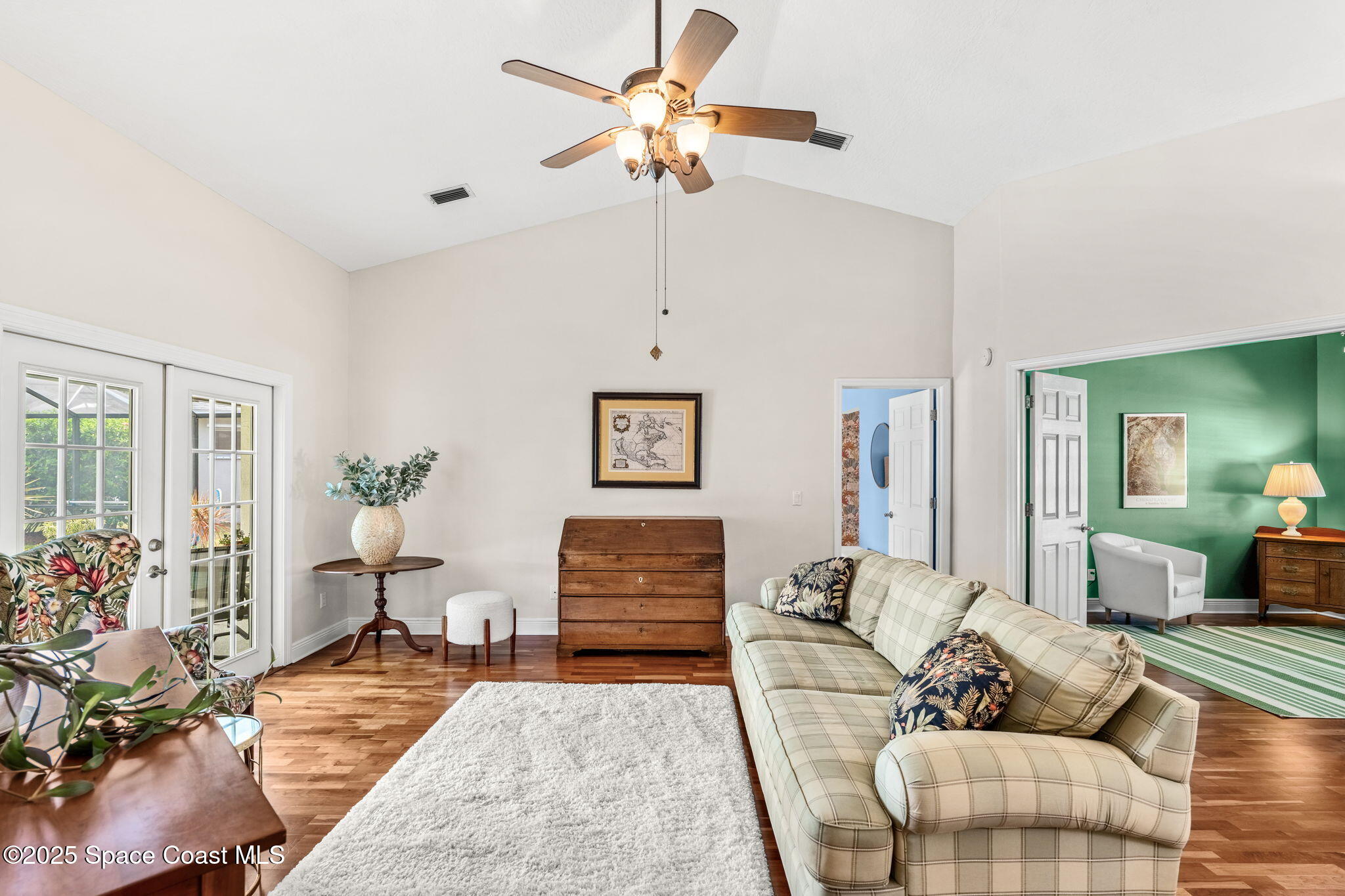 585 Lake Victoria Circle