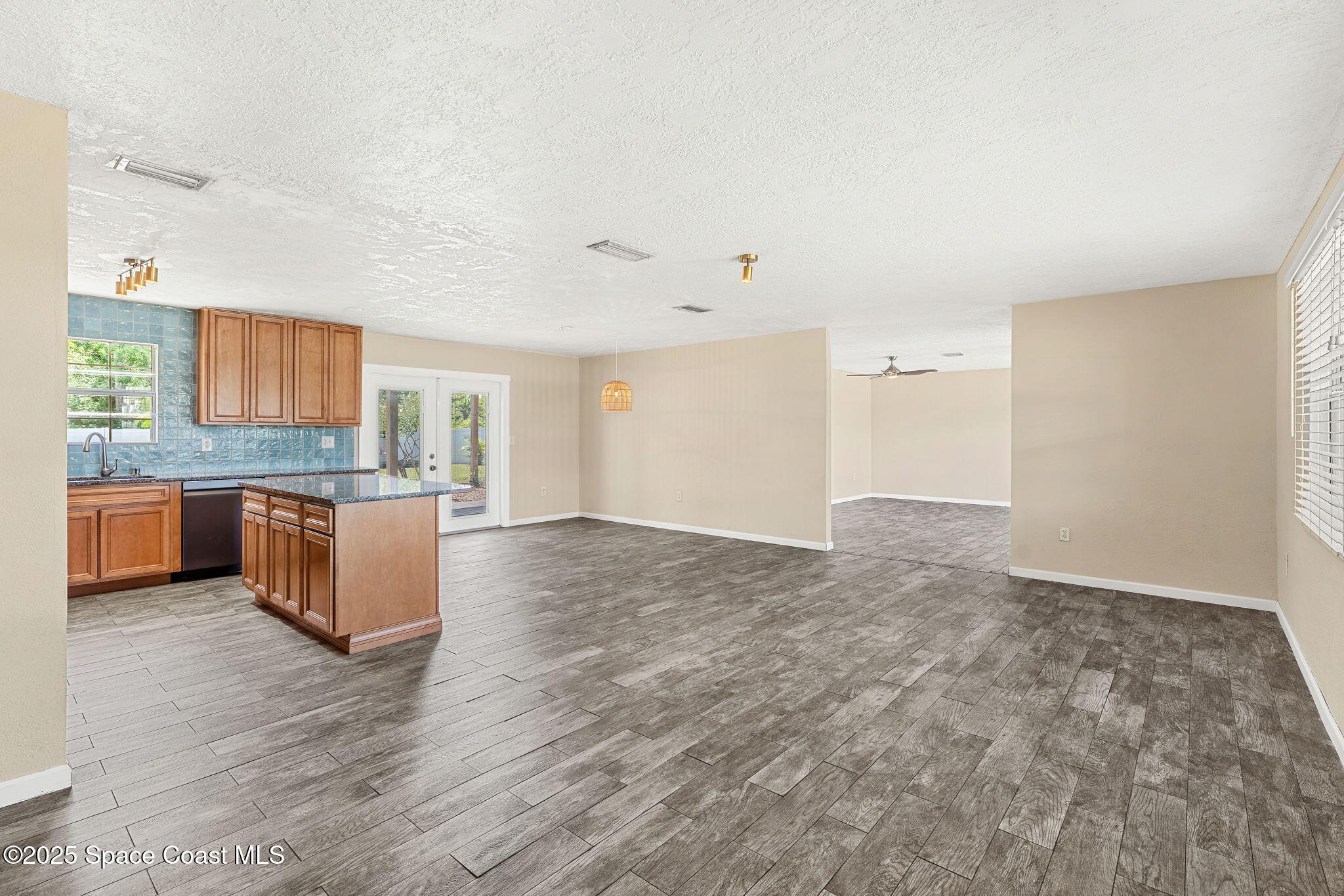 5530 Rons Road