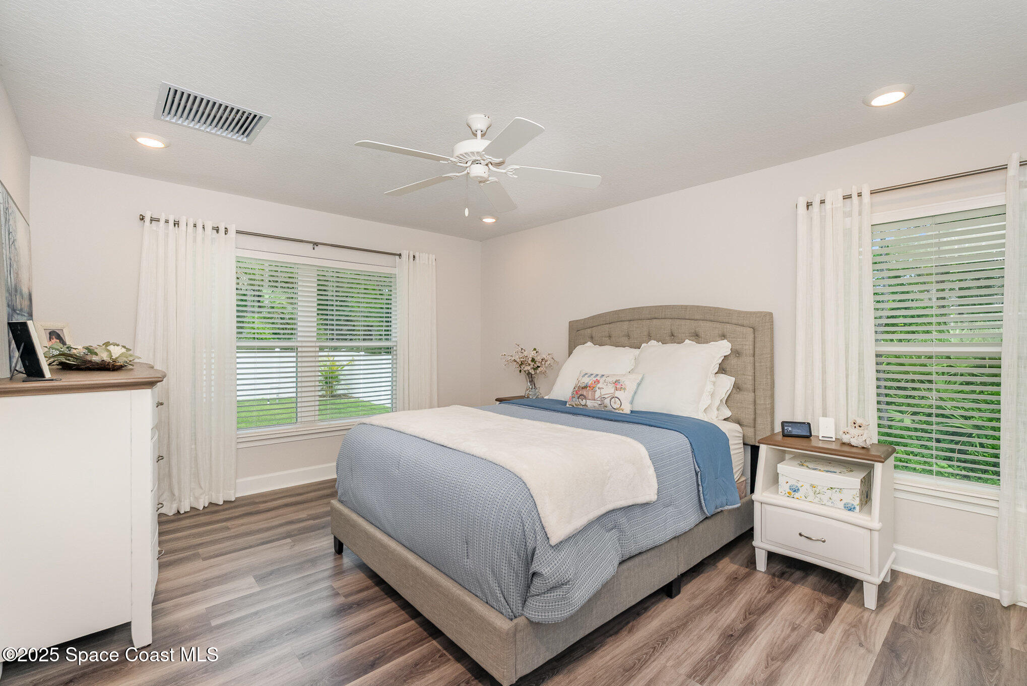 1498 Harper Boulevard SW