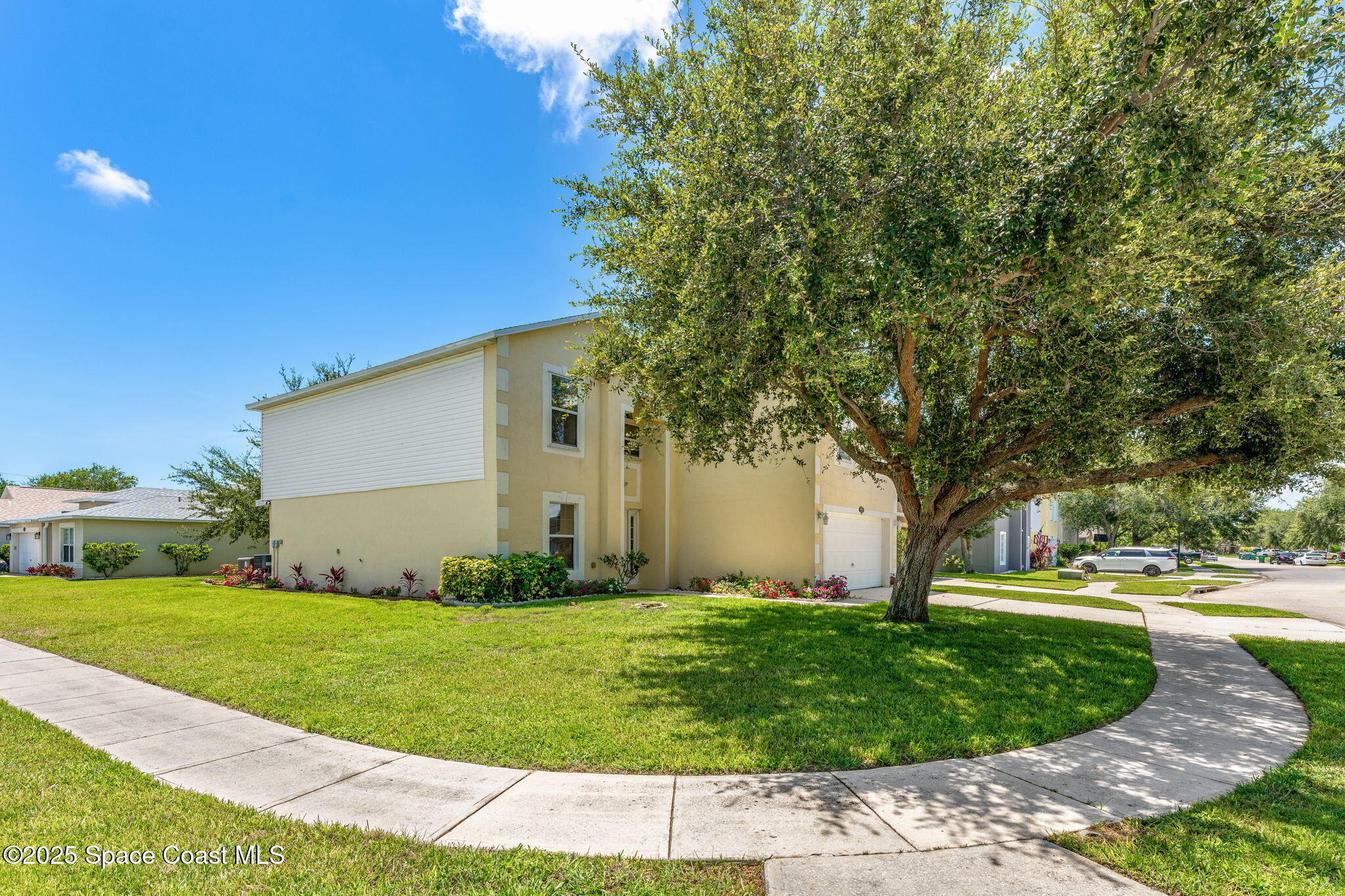 2223 Dryden Court