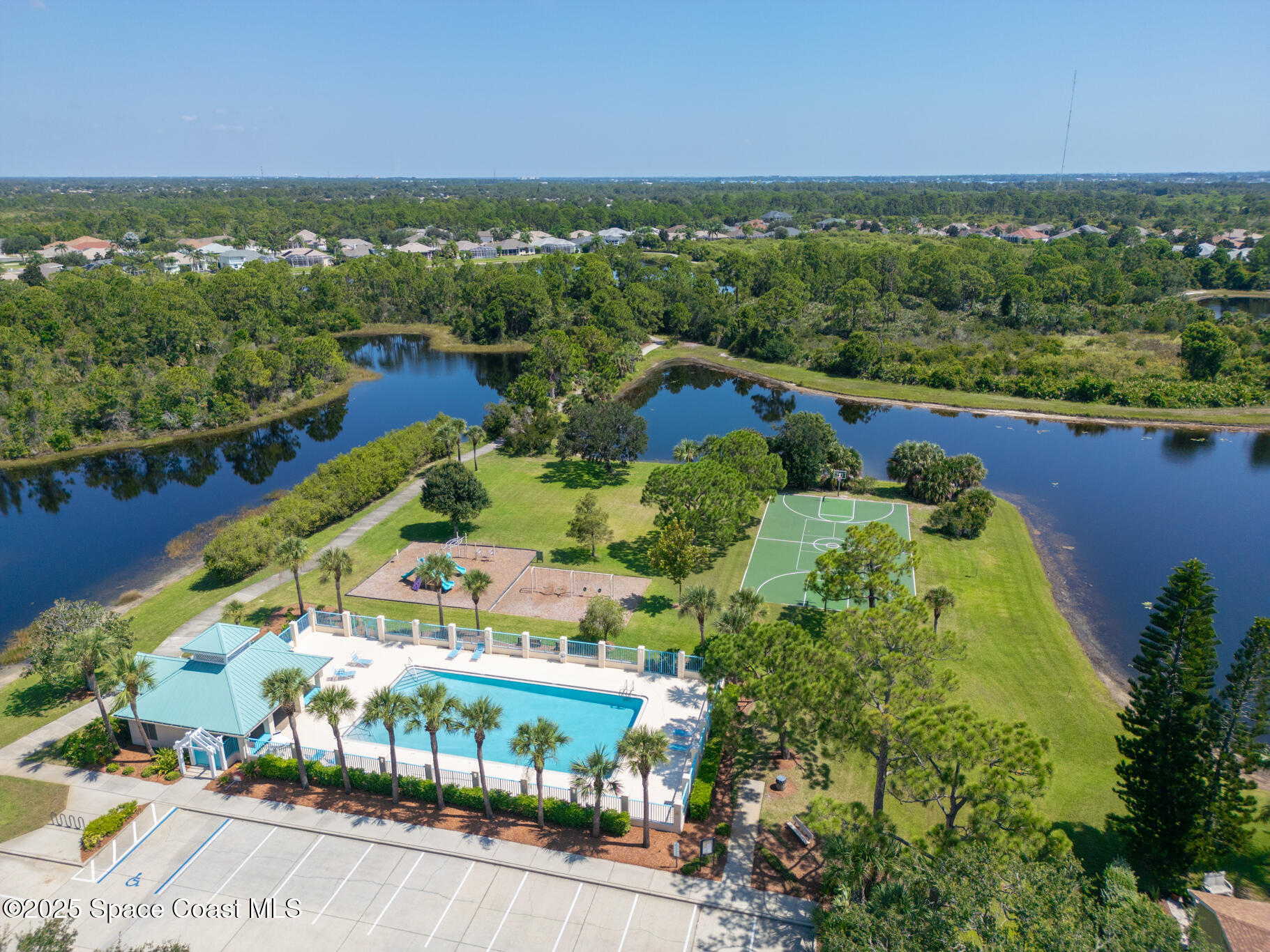 1007 Dowitcher Court