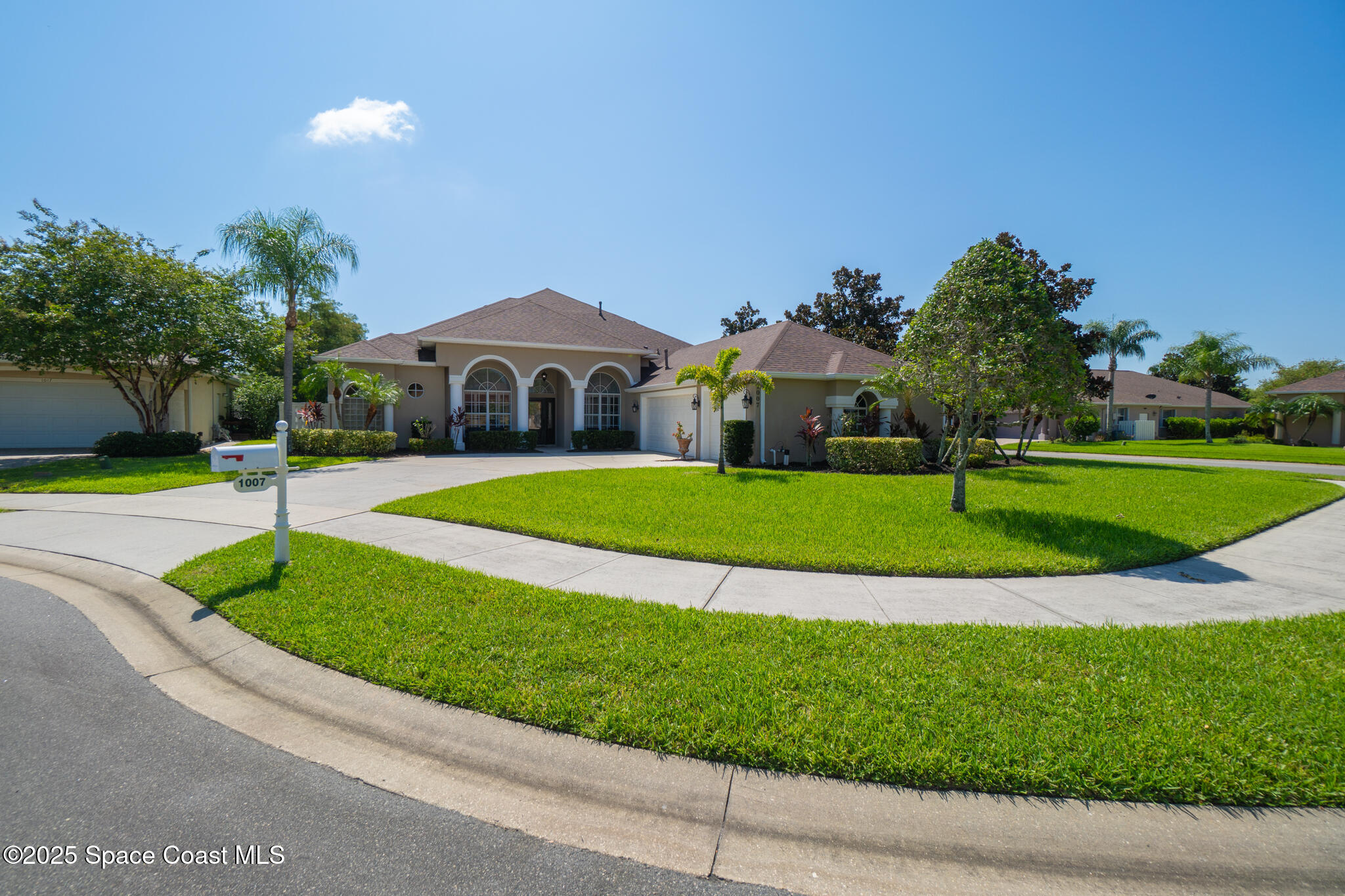 1007 Dowitcher Court