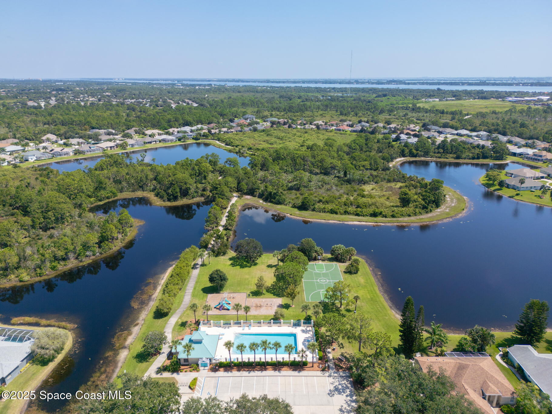 1007 Dowitcher Court