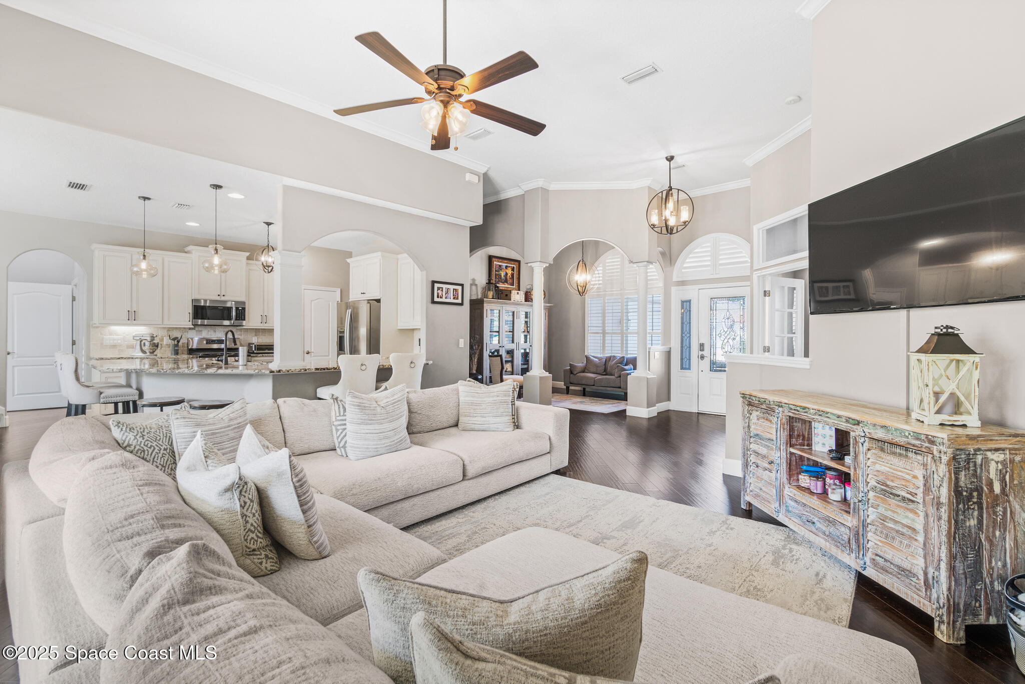 1007 Dowitcher Court