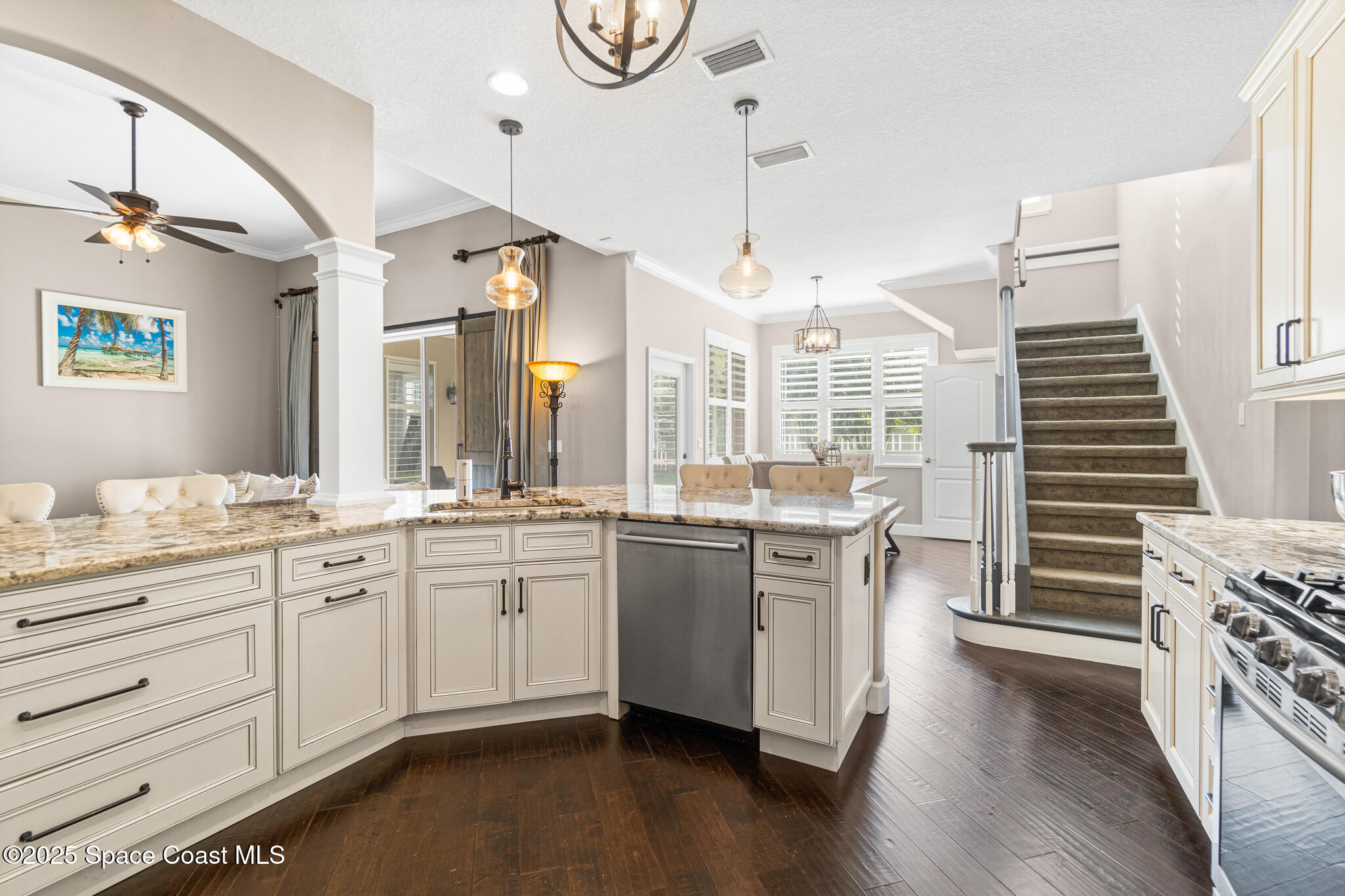 1007 Dowitcher Court