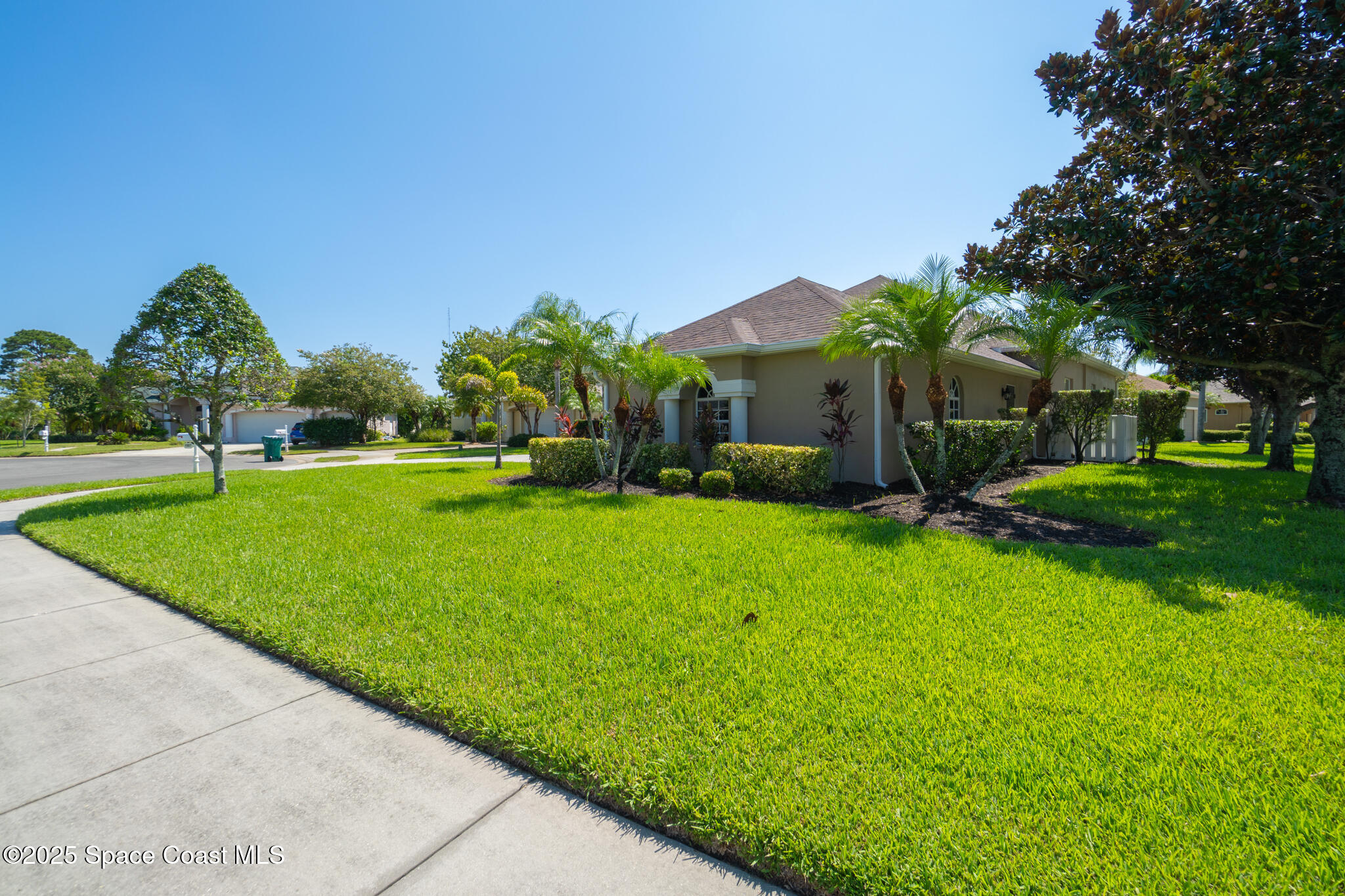 1007 Dowitcher Court