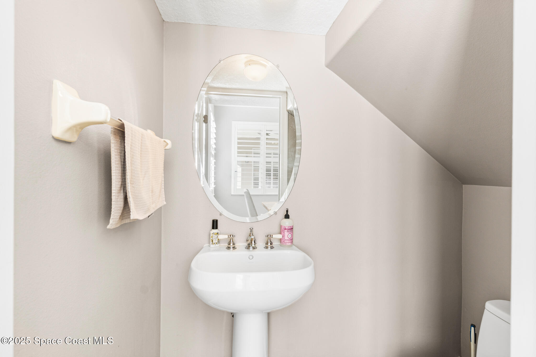 1007 Dowitcher Court