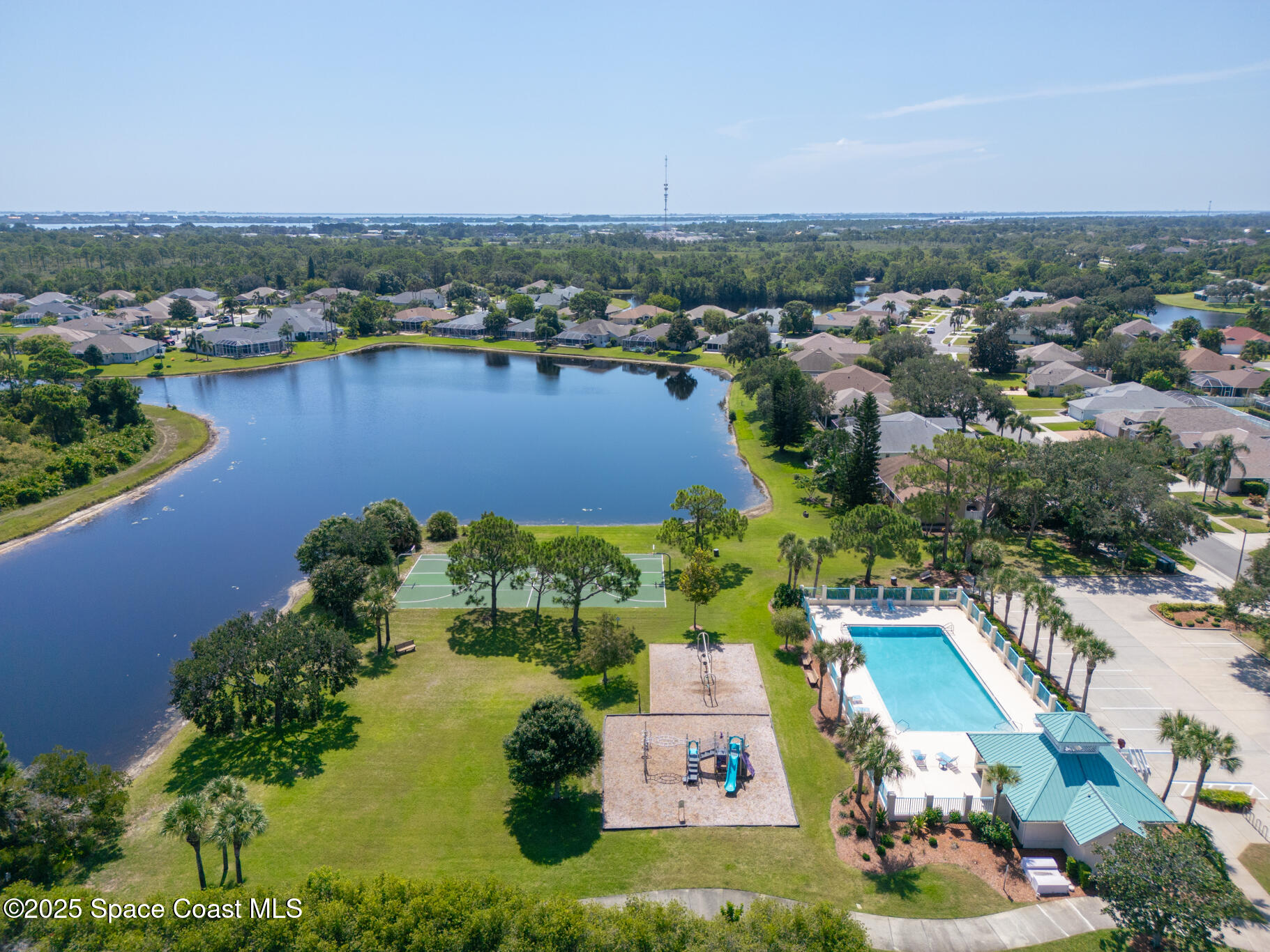 1007 Dowitcher Court