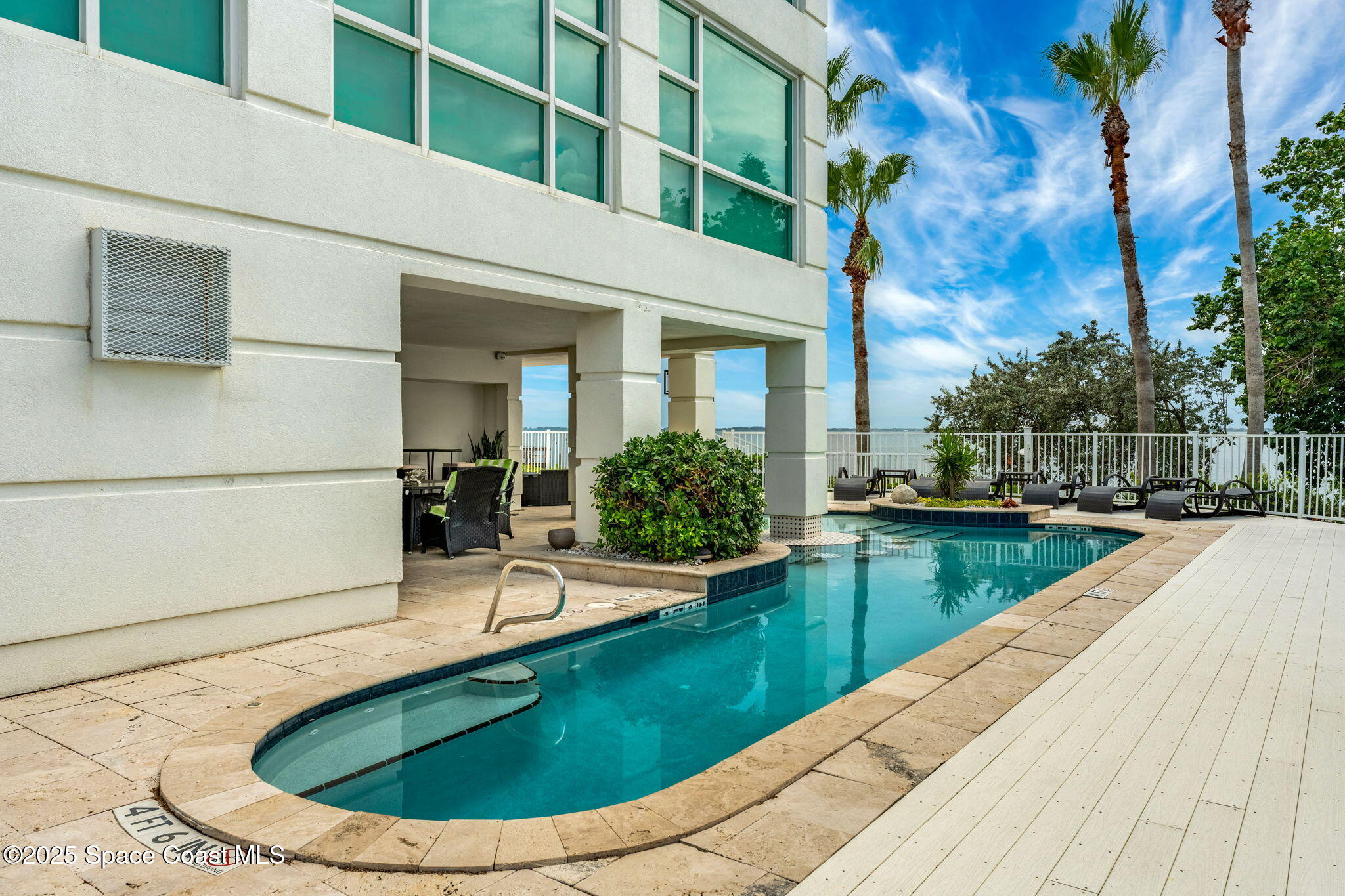 3500 S Atlantic Avenue, 102