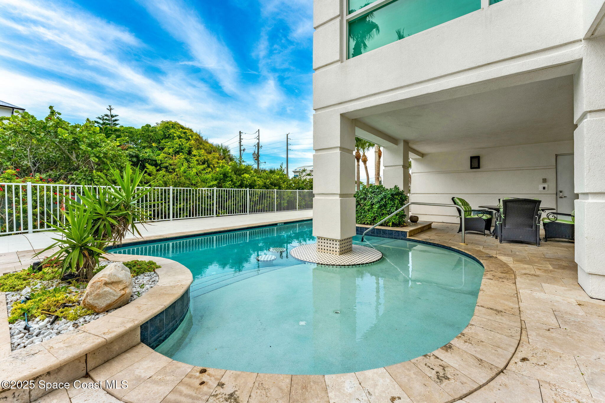 3500 S Atlantic Avenue, 102