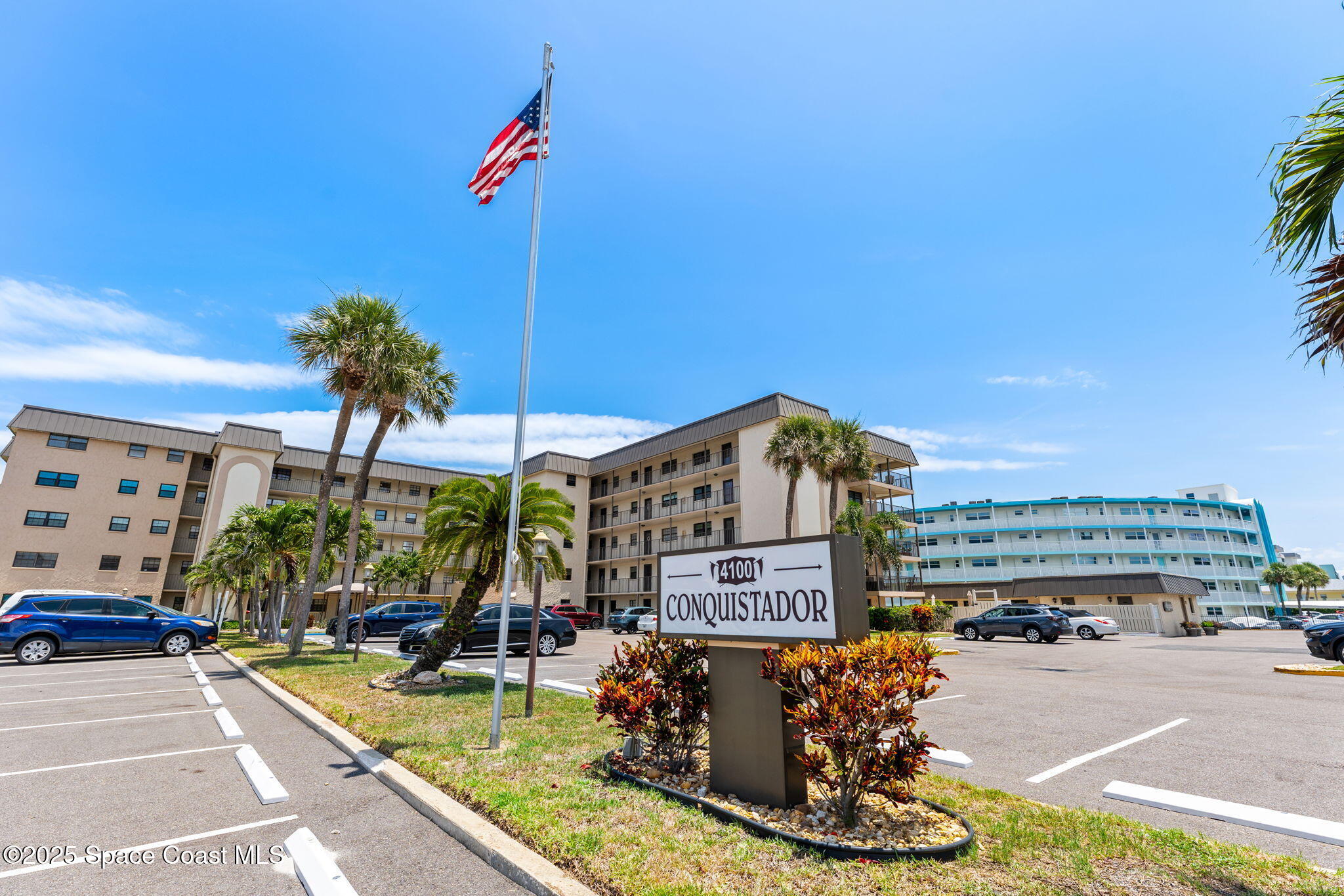 4100 Ocean Beach Boulevard, 512