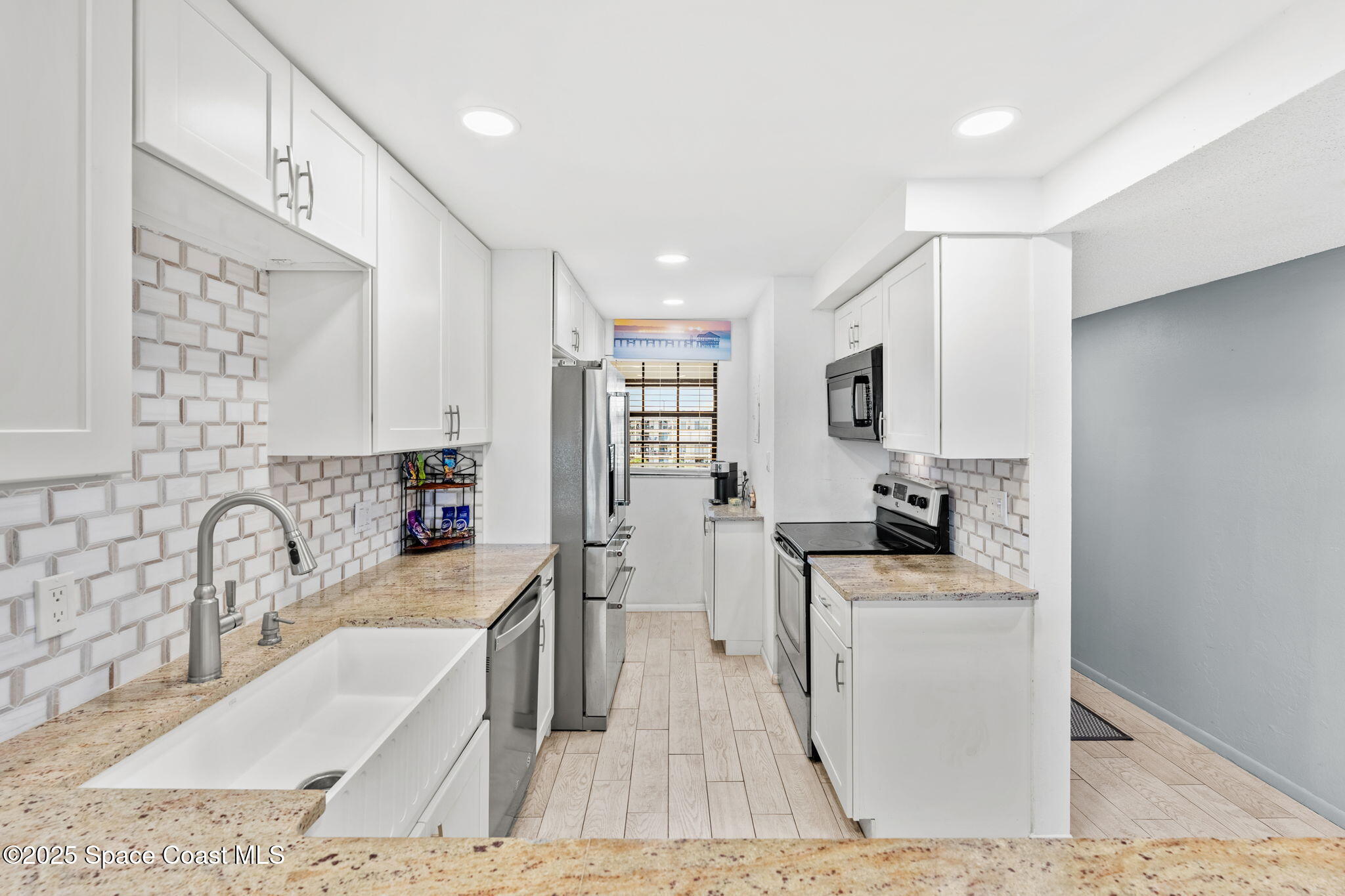 4100 Ocean Beach Boulevard, 512
