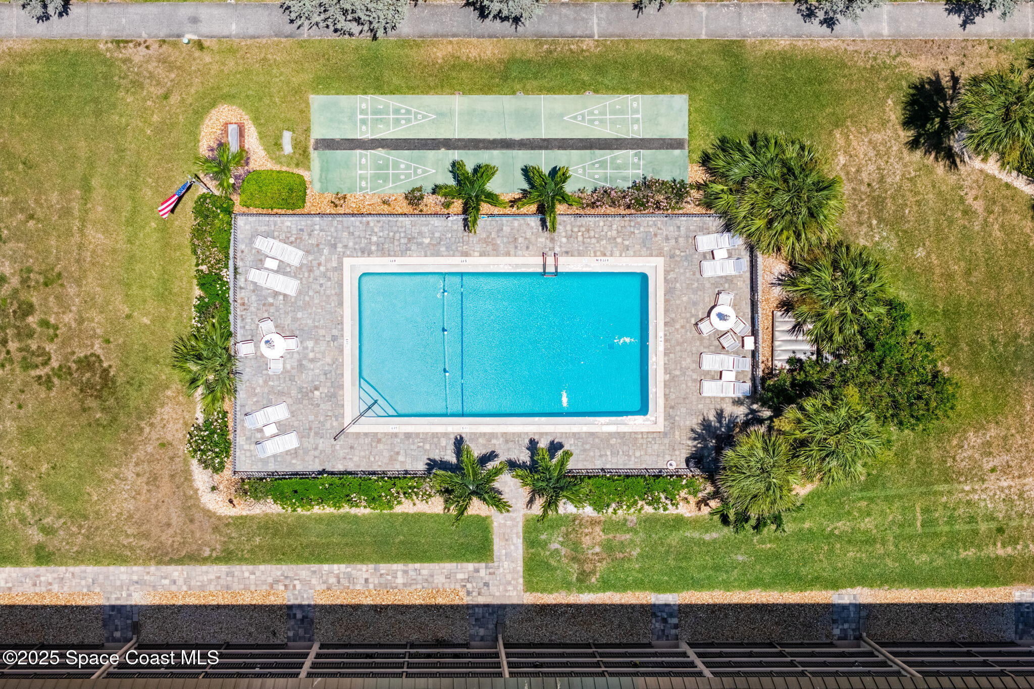 4100 Ocean Beach Boulevard, 512