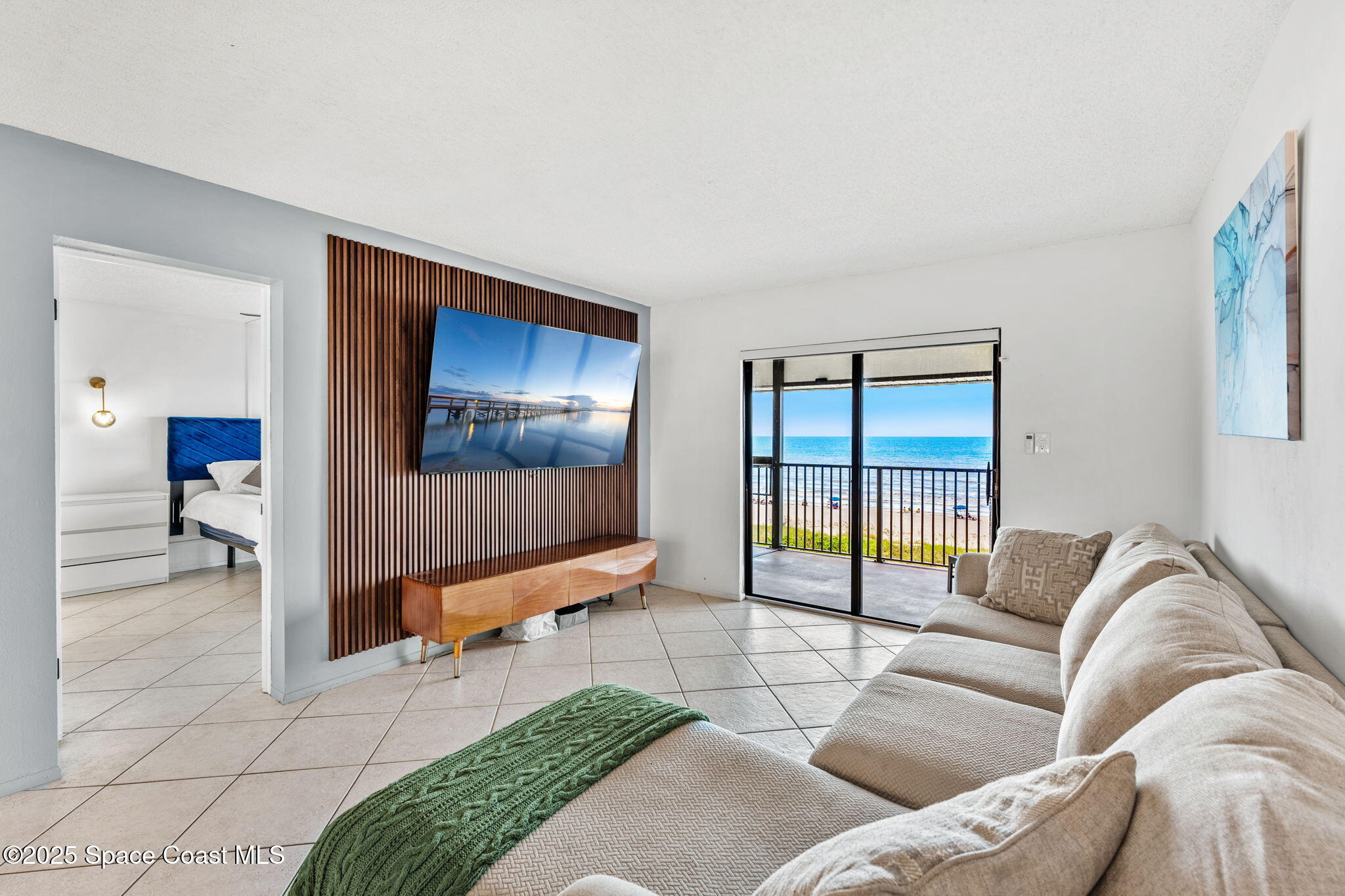 4100 Ocean Beach Boulevard, 512