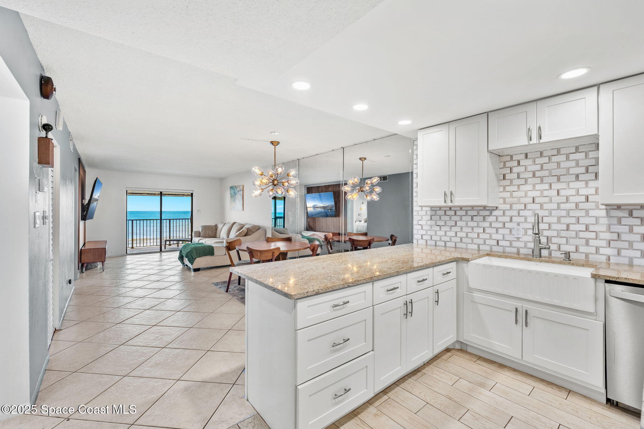 4100 Ocean Beach Boulevard, 512