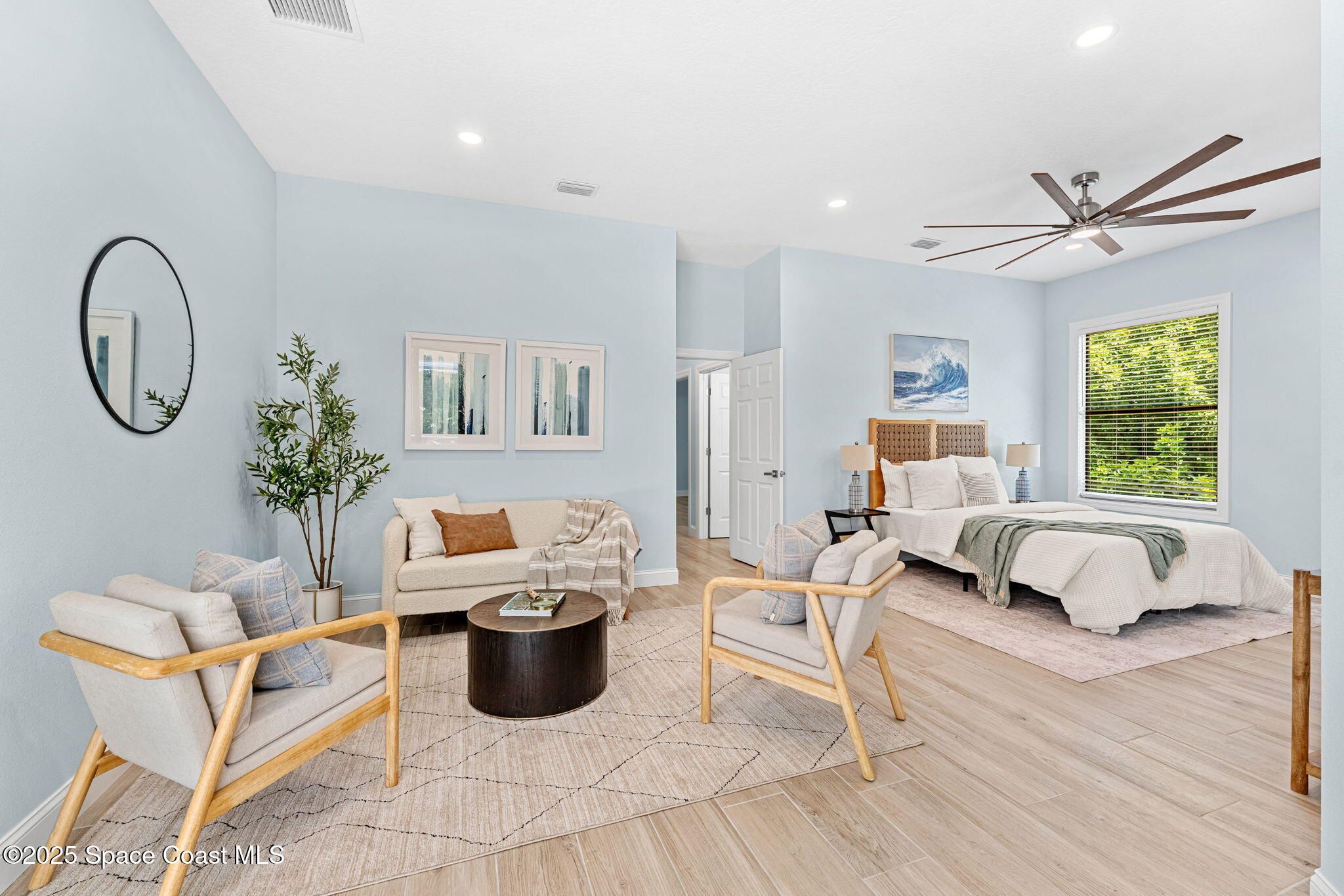 881 Peregrine Drive