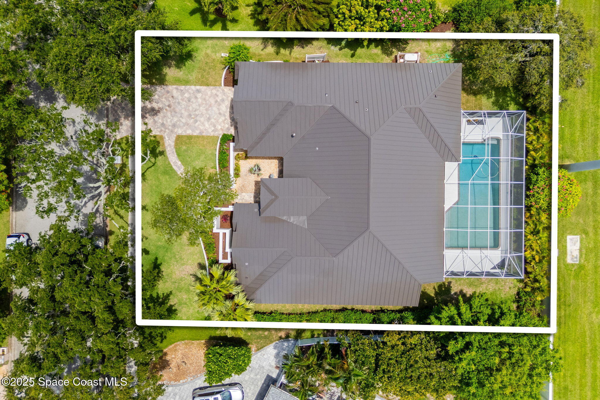 881 Peregrine Drive