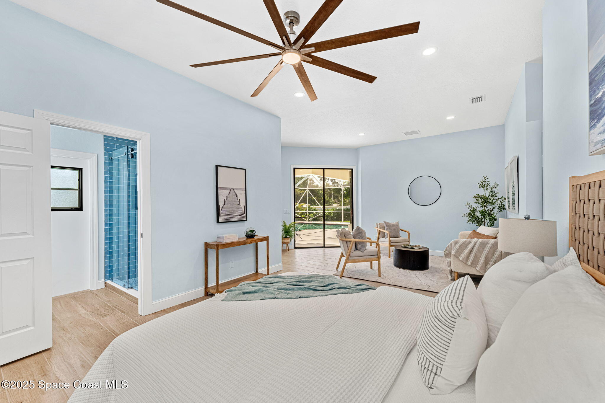 881 Peregrine Drive
