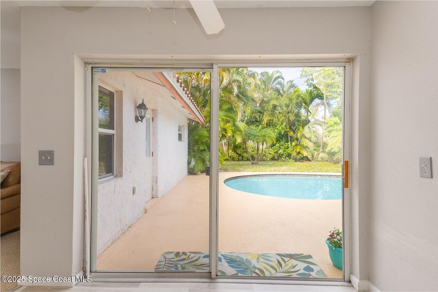 300 S Palm Avenue