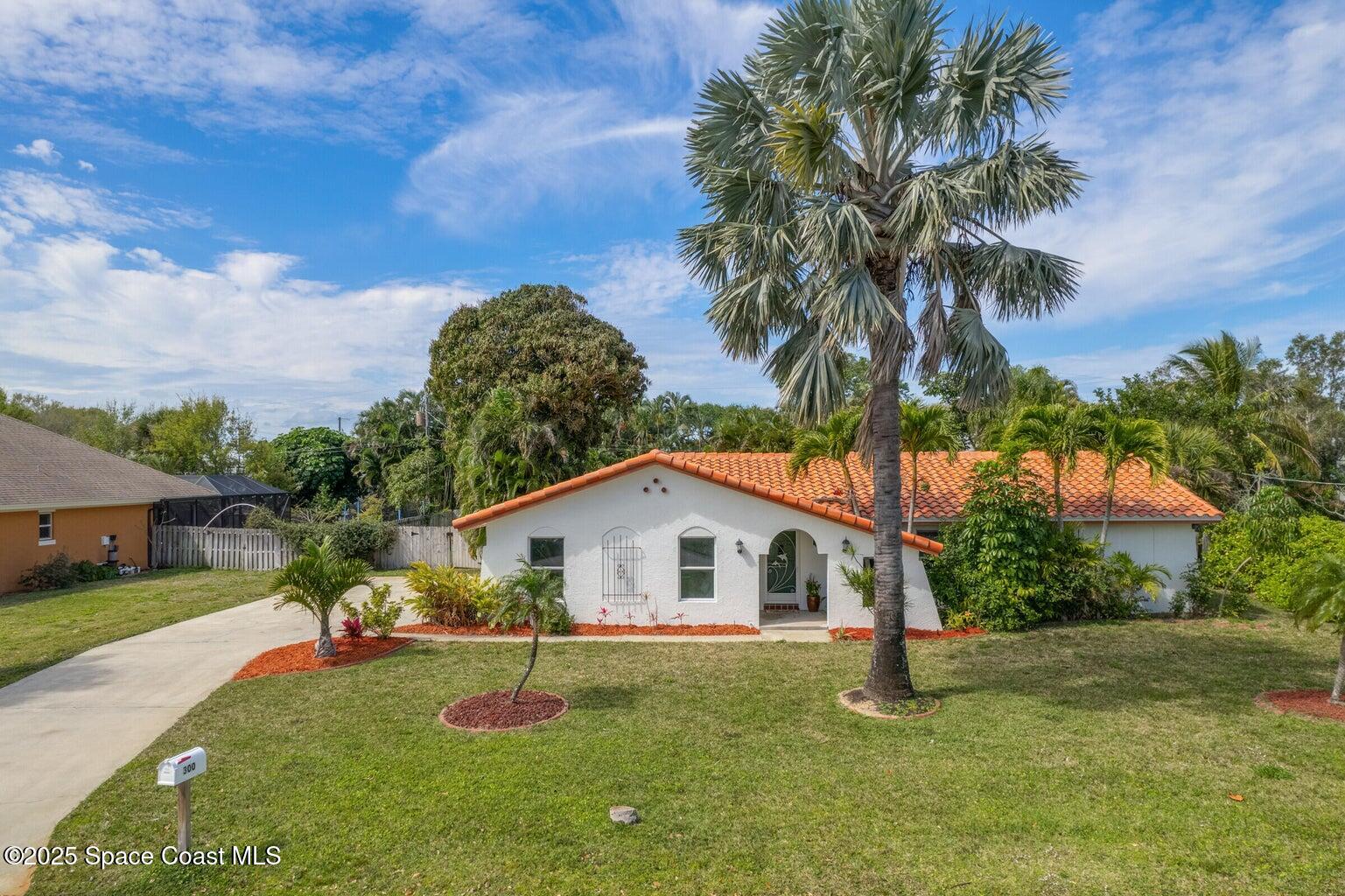 300 S Palm Avenue