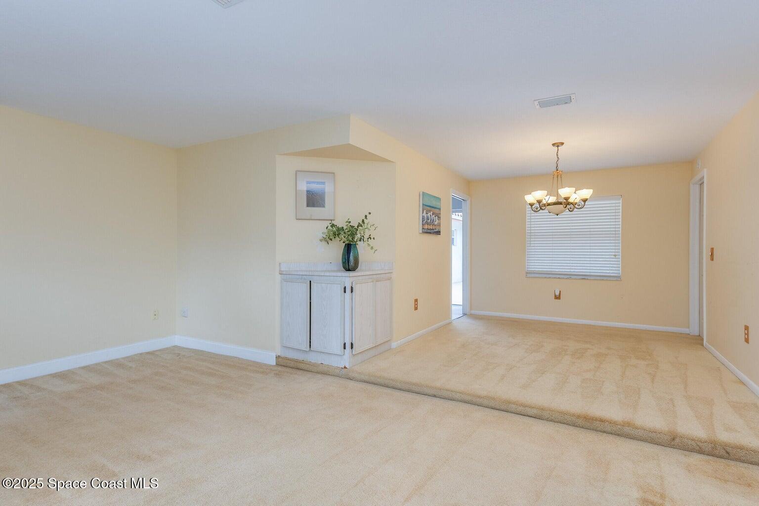 300 S Palm Avenue