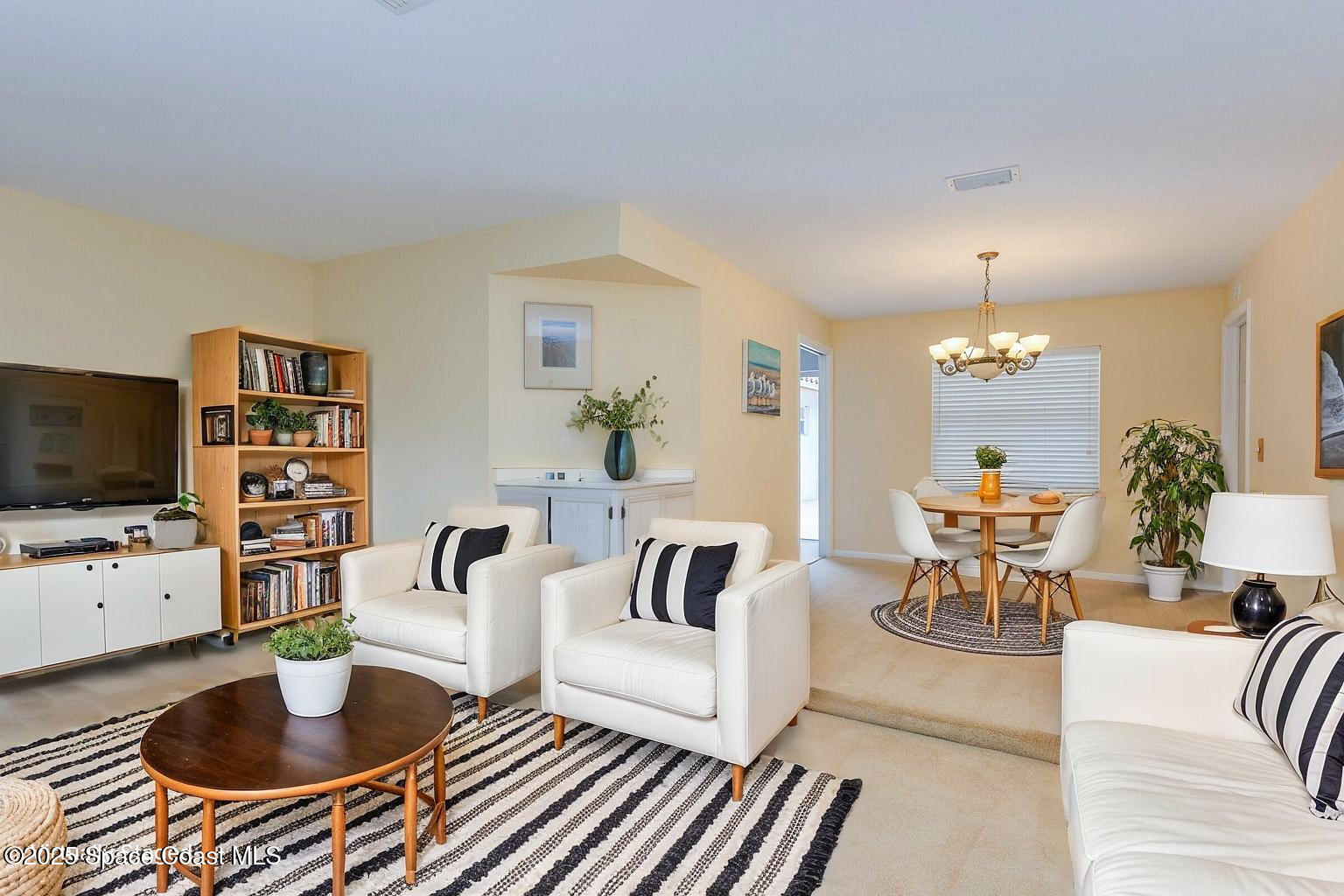 300 S Palm Avenue