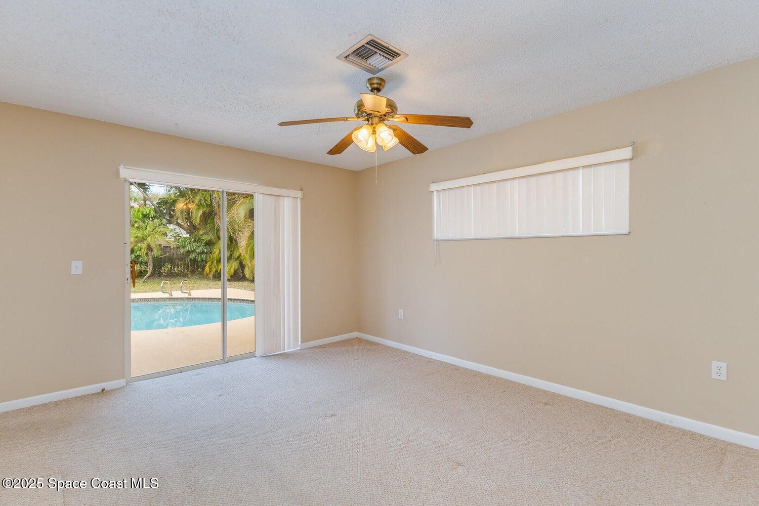 300 S Palm Avenue